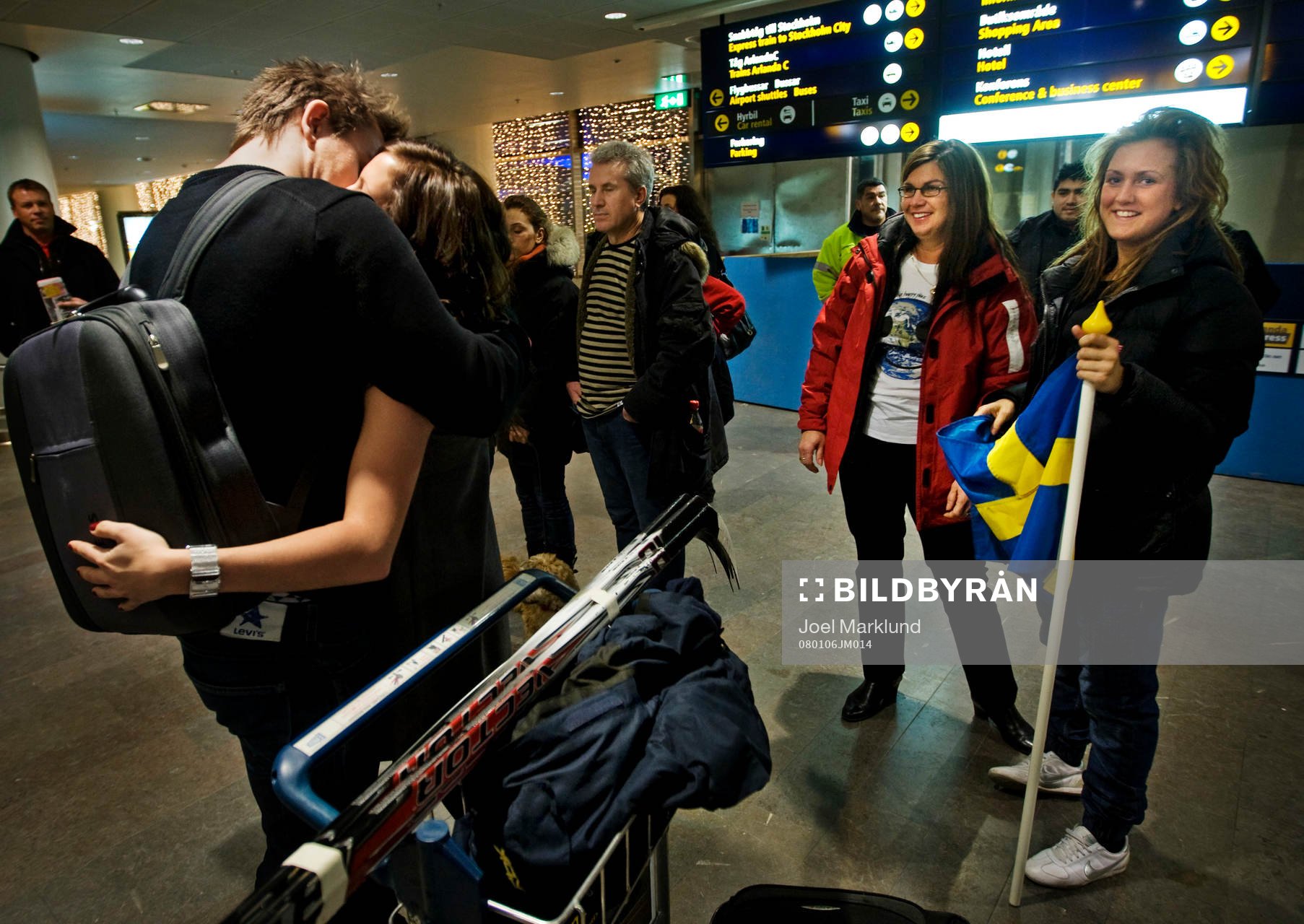 Mikael Backlund, flickvännen Amanda Wessbergh, mamma