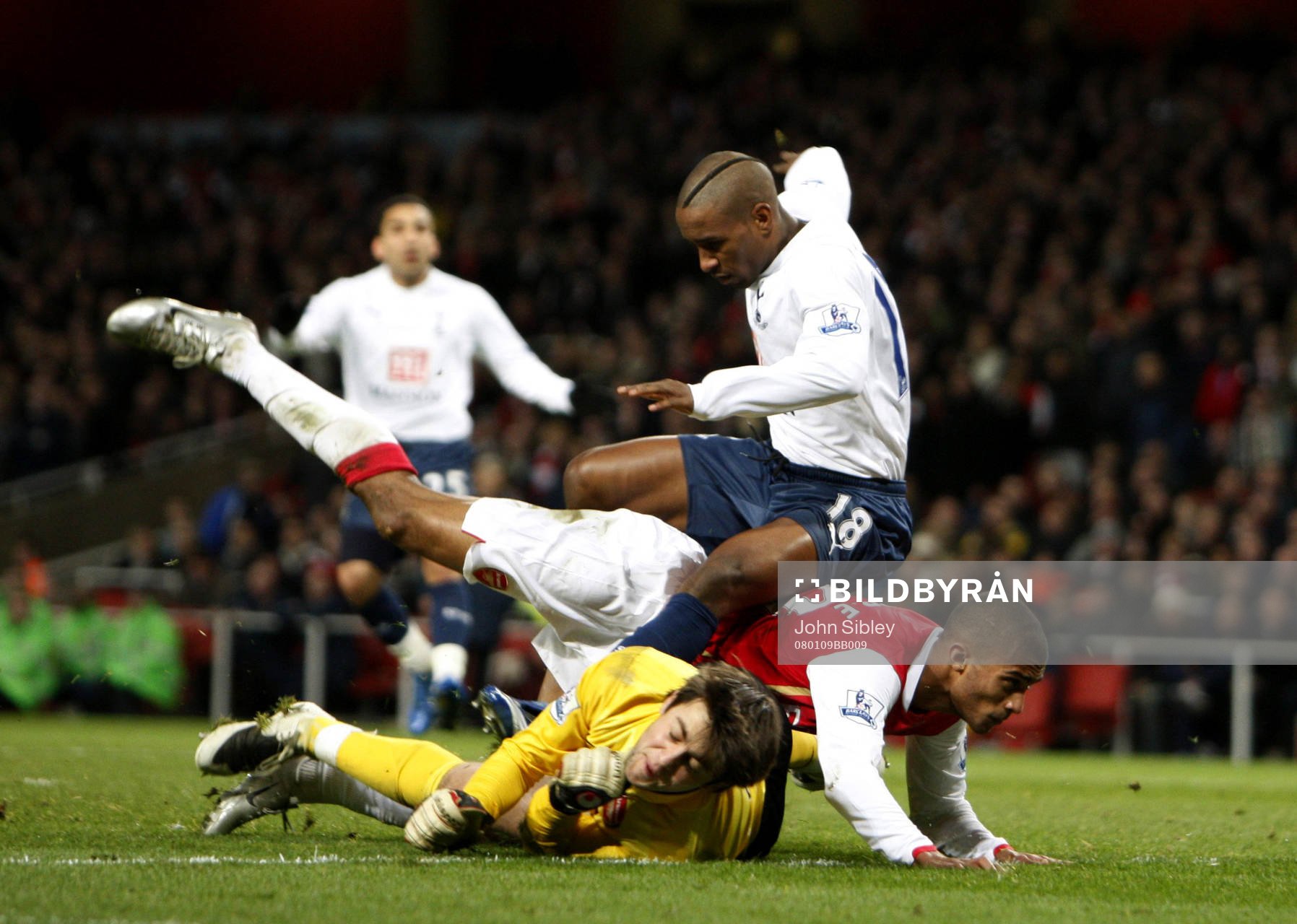 Jermain Defoe, Tottenham sätter sig på Lukasz Fabianski