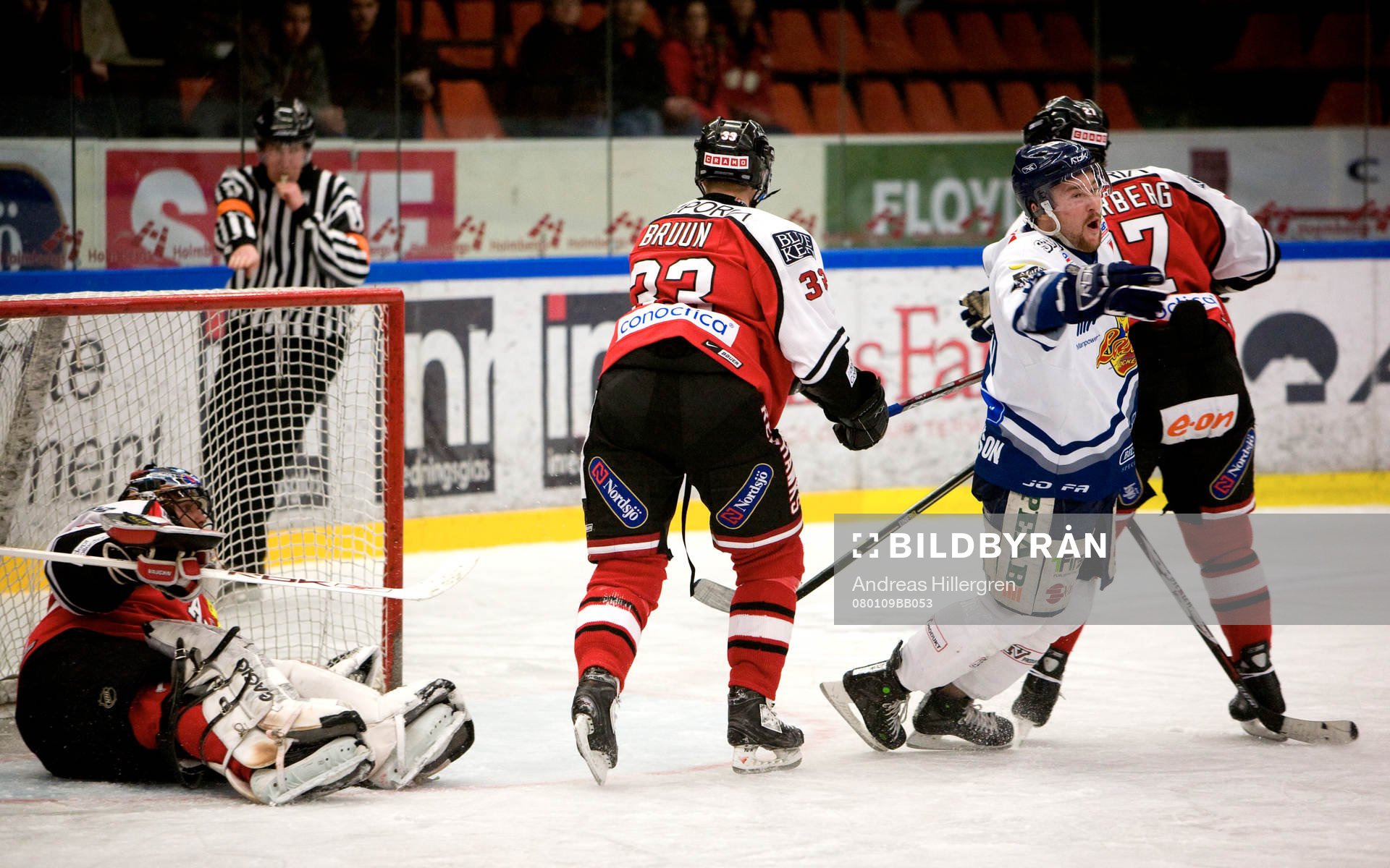 Johan Markusson avgör i sudden på Jani Hume, målvakt, 2-3