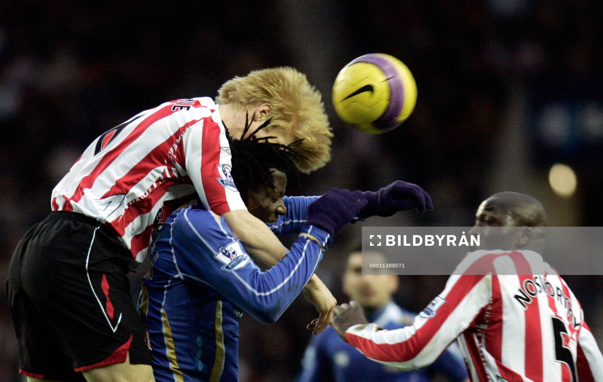 Paul McShane och Benjamin Mwaruwari
