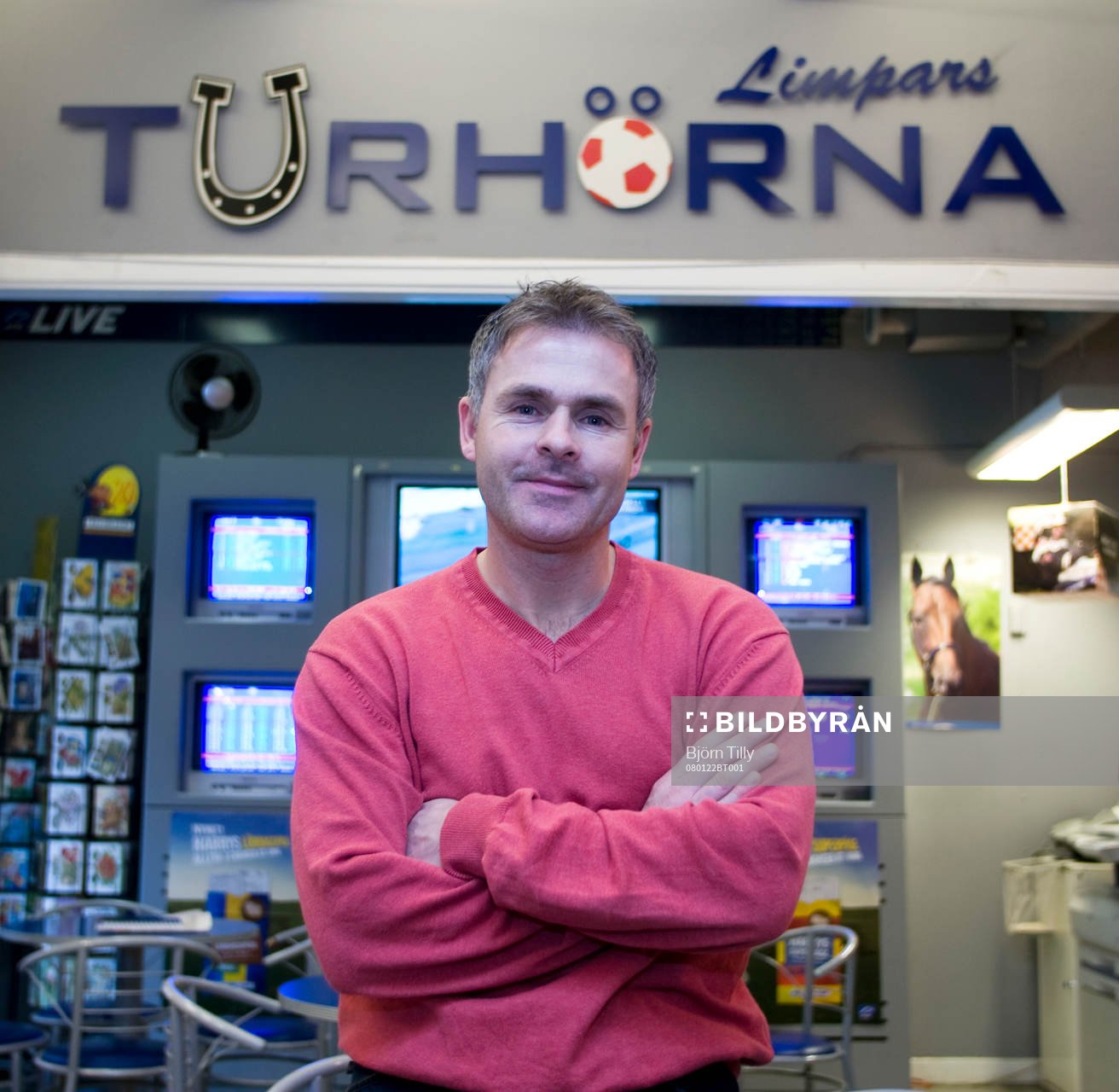 Anders Limpar i sin spelbutik i Stockholm
