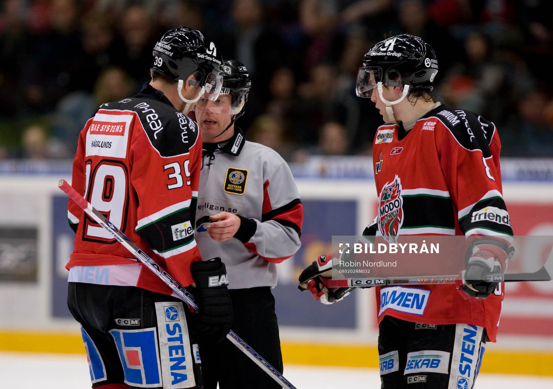 Pehr Claesson, domare pratar med Per Svartvadet och Oscar