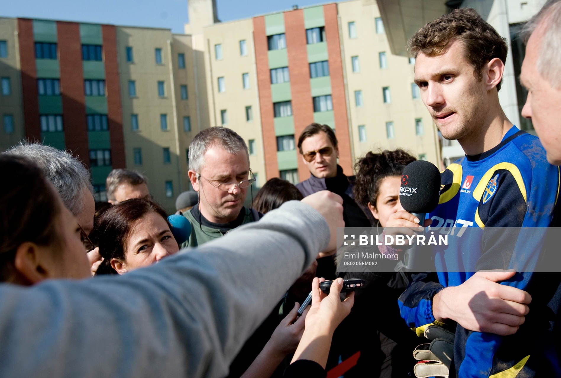 Andreas Isaksson,  målvakt, intervjuas. Press, media,