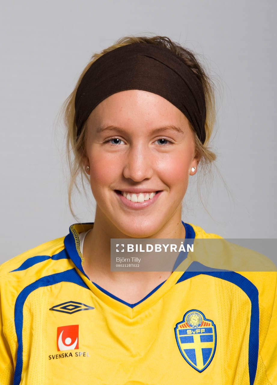   Julia Roddar, Sverige.  