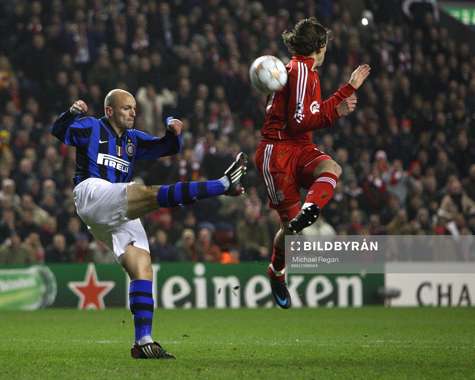 Esteban Cambiasso, Liverpool och Lucas Leiva, Inter