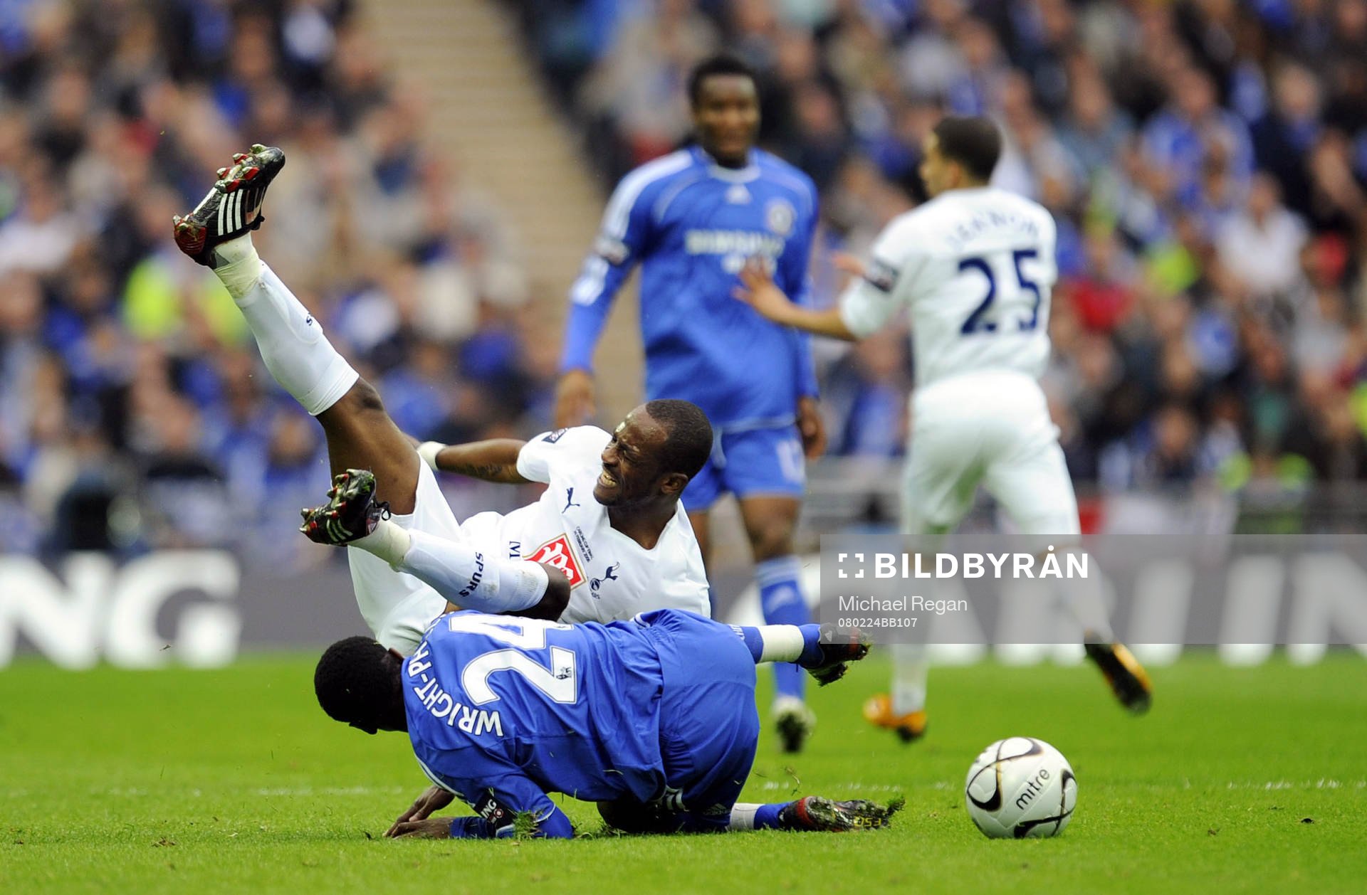 Shaun Wright Phillips, Chelsea och  Didier Zokora, Tottenham