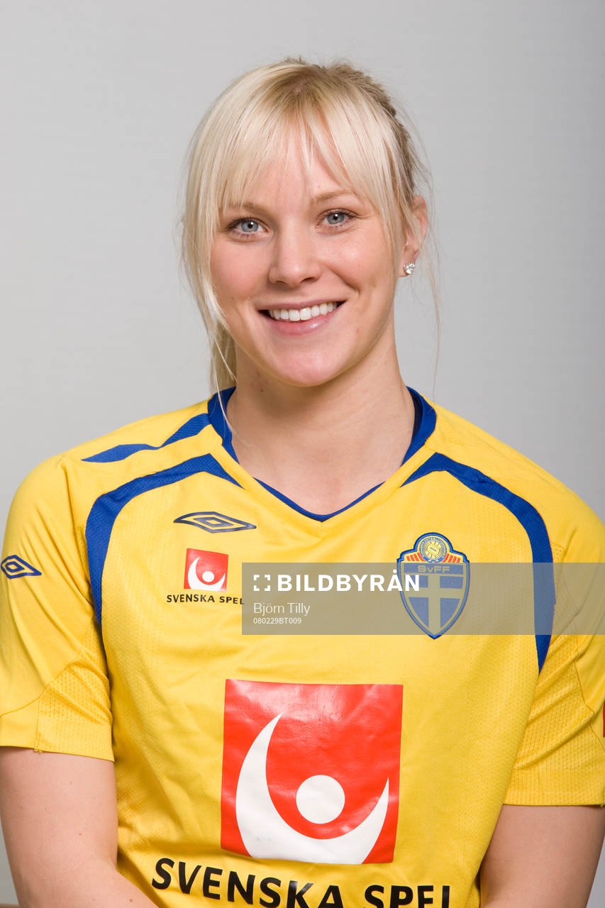 Johanna Frisk, Sverige