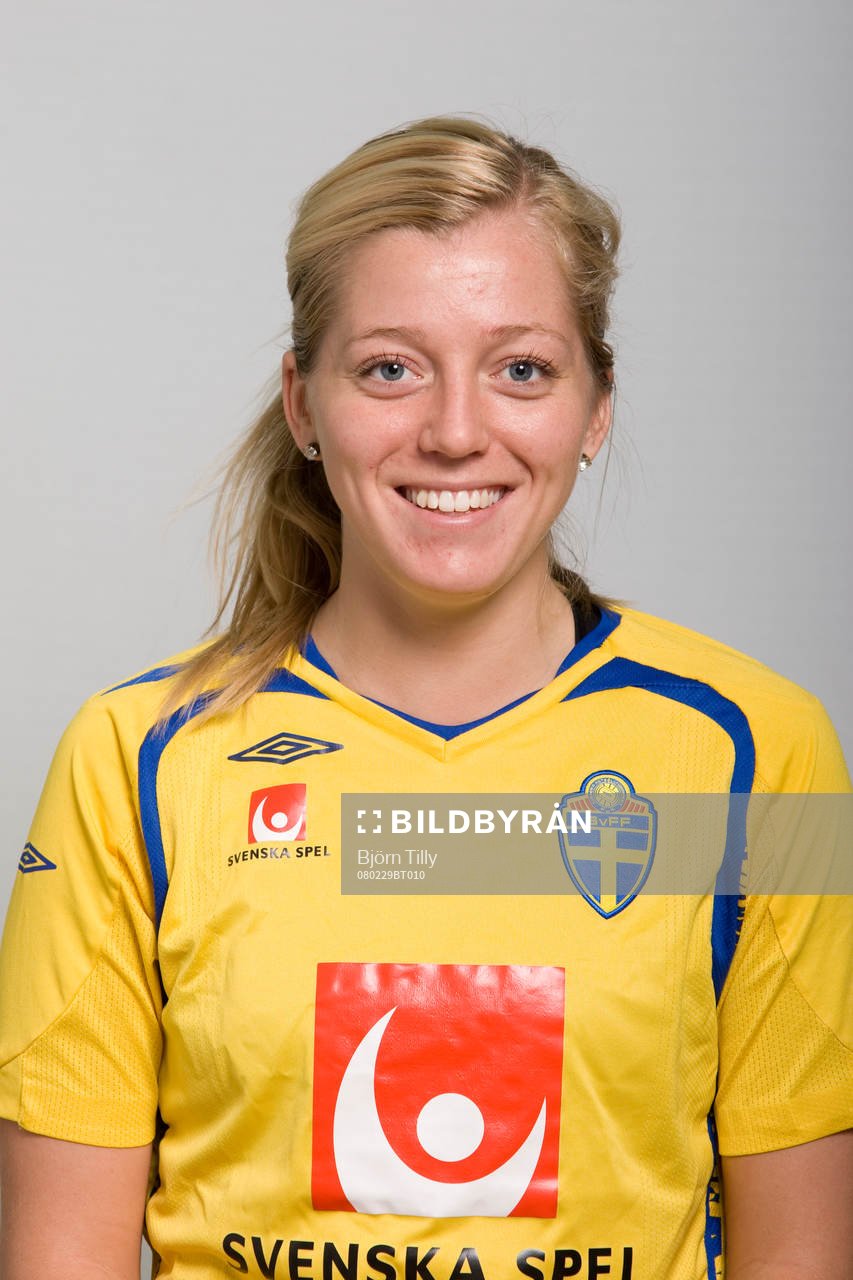 Linda Sembrant, Sverige