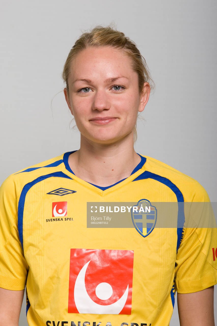 Stina Segerström, Sverige