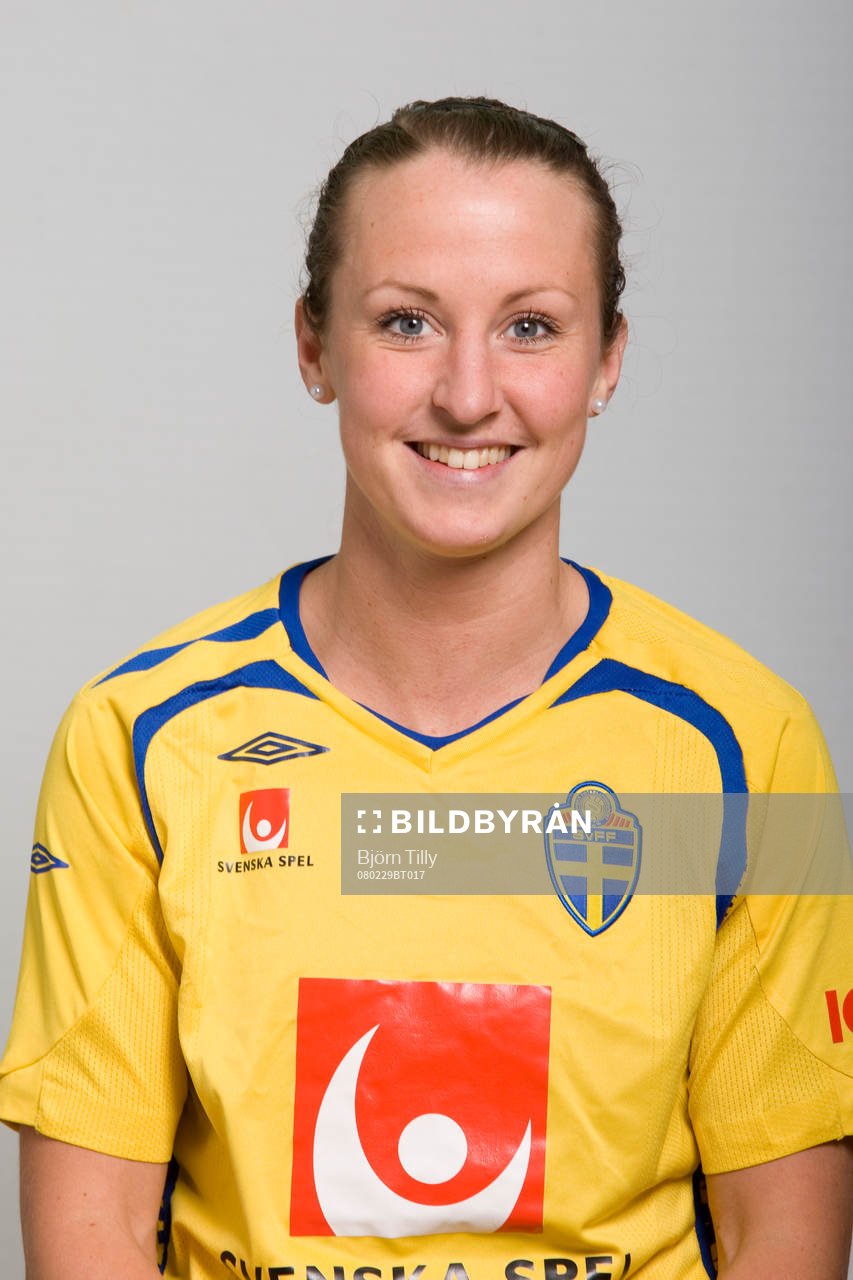 Therese Lundin, Sverige