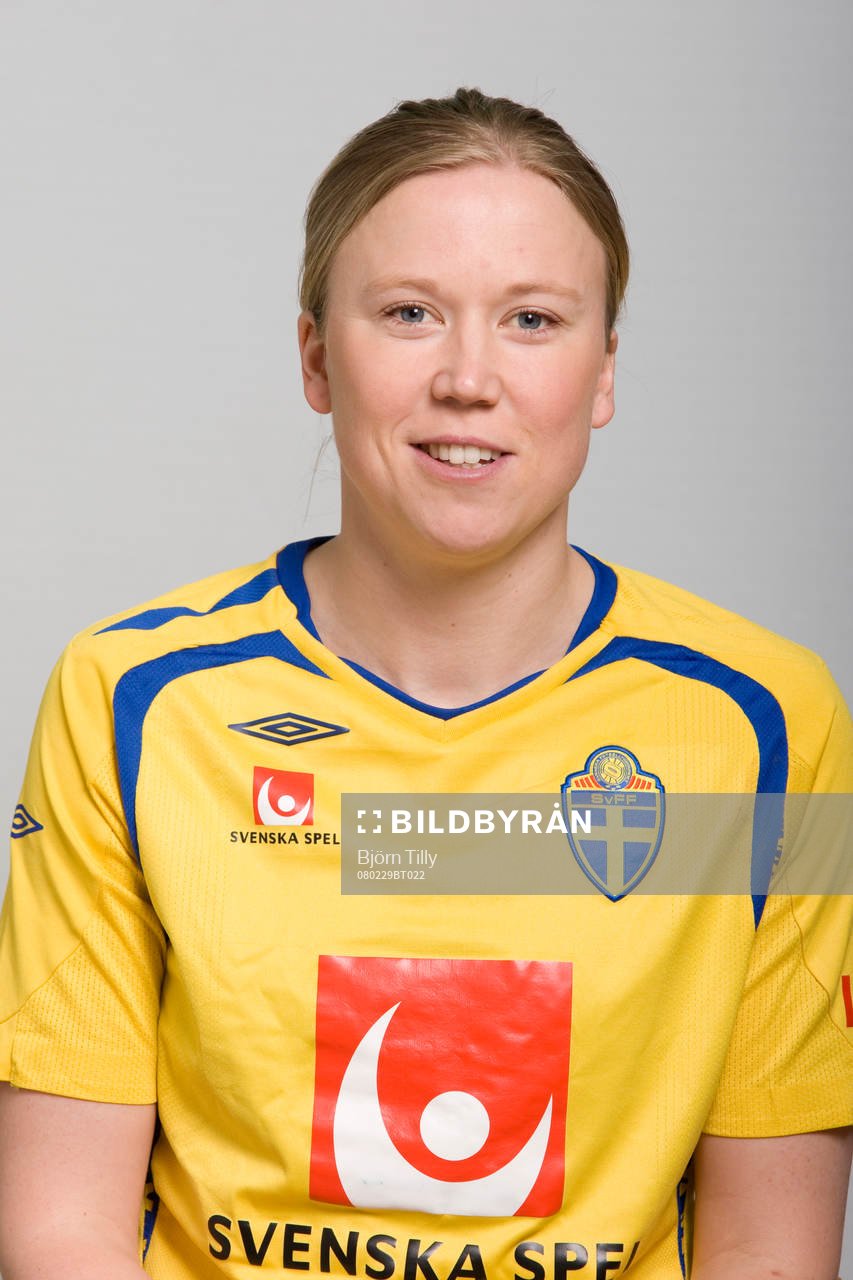Sara Larsson, Sverige
