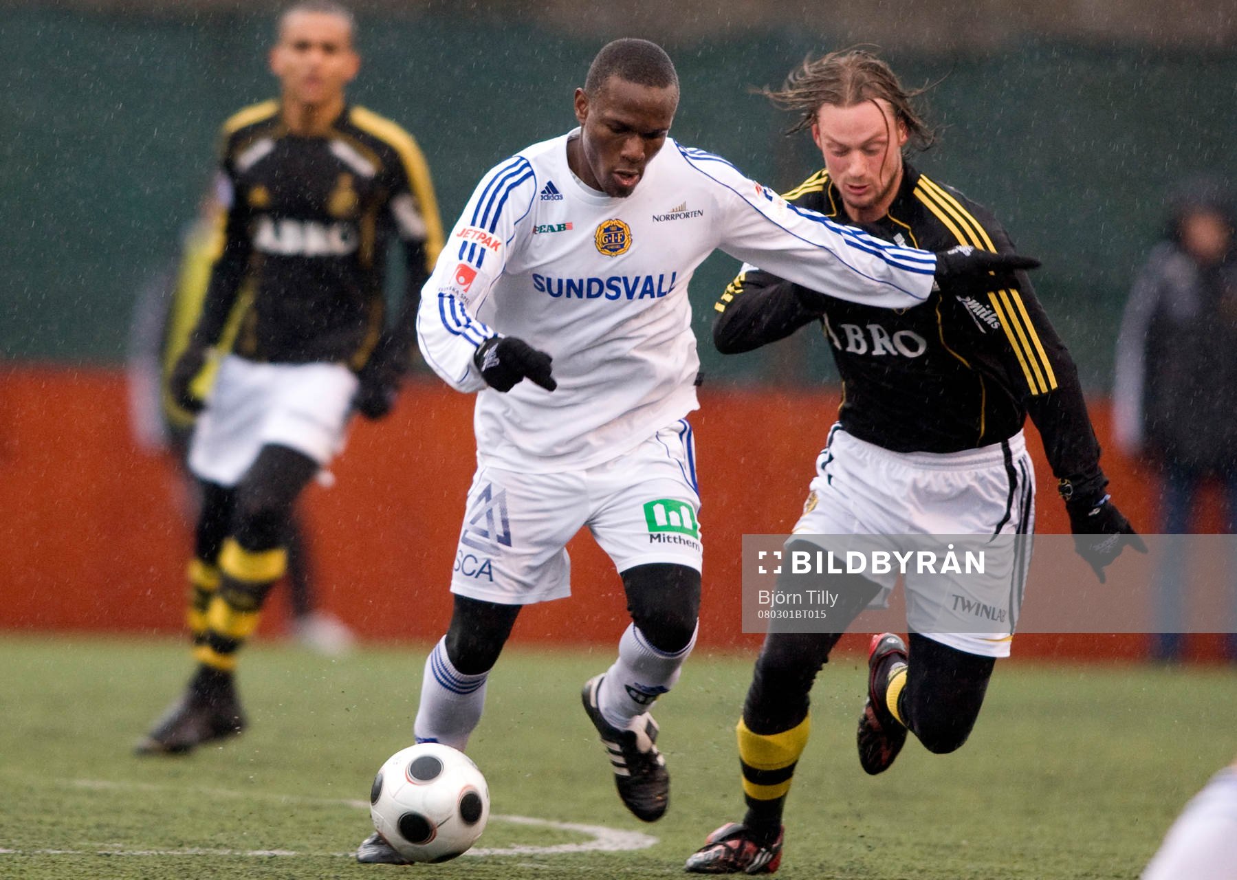 Robert Mambo Mumba, Sundsvall, och Patrik Karlsson, AIK
