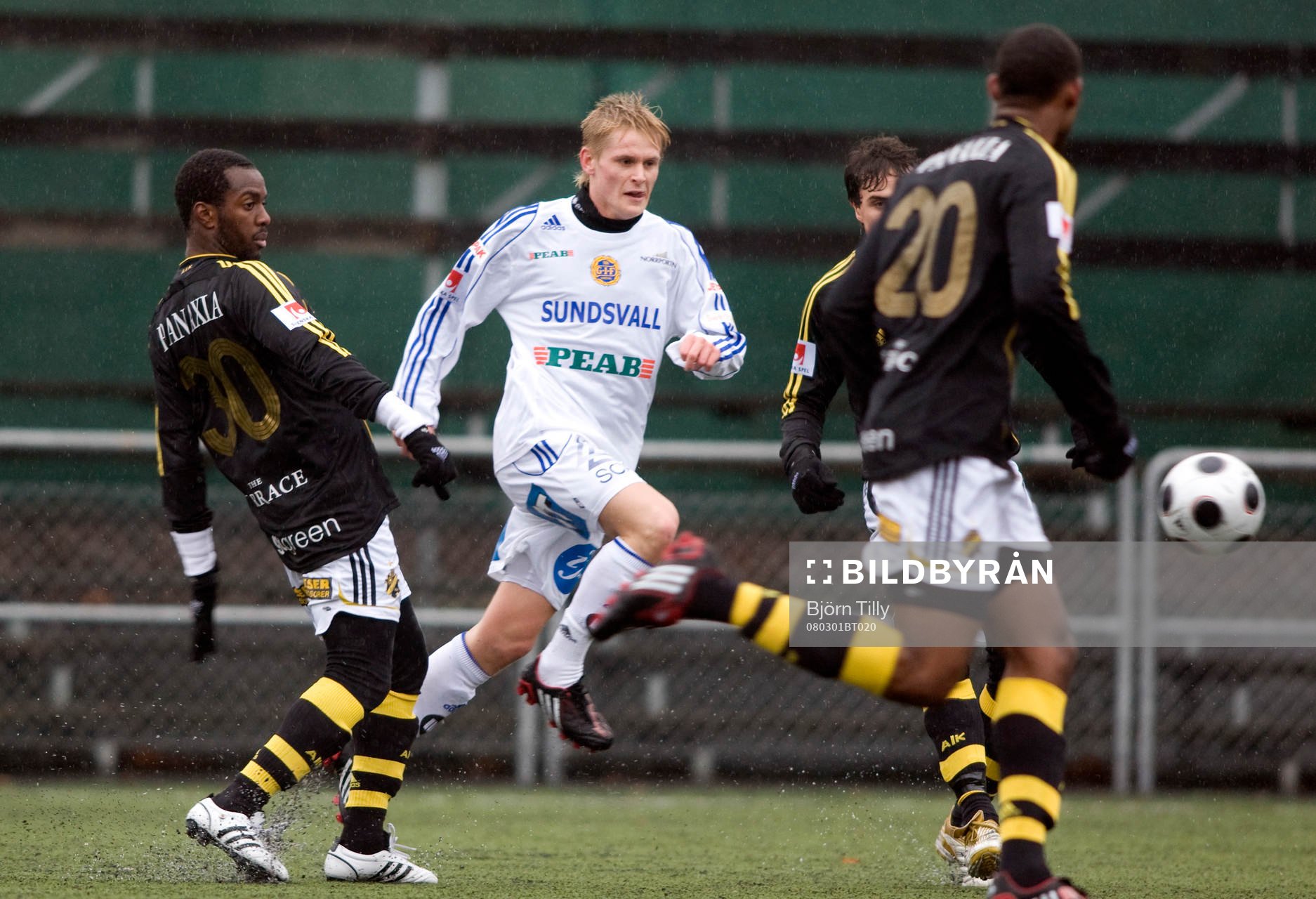 Dulee Johnson, AIK, och Ari Skúlason, Sundsvall