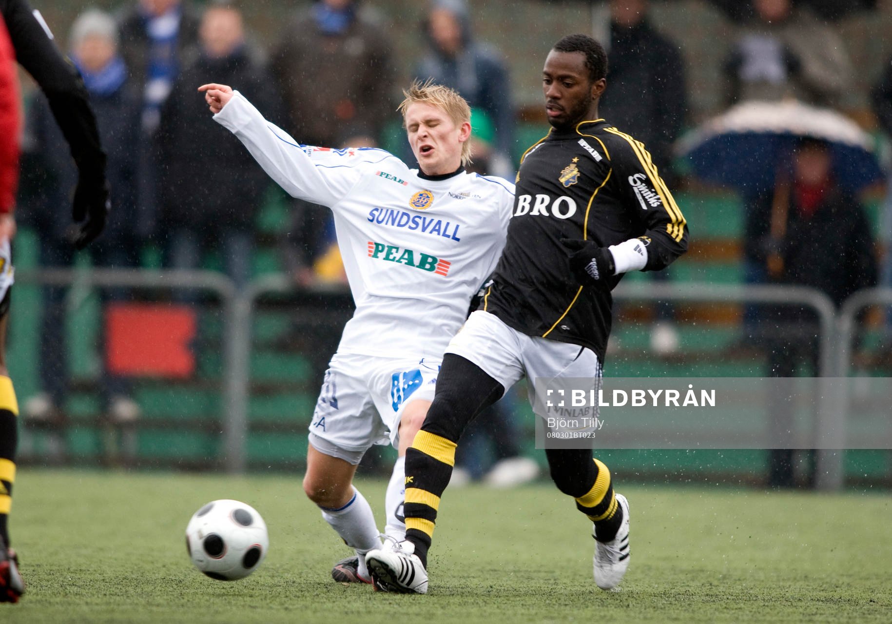 Ari Skúlason, Sundsvall, och Dulee Johnson, AIK