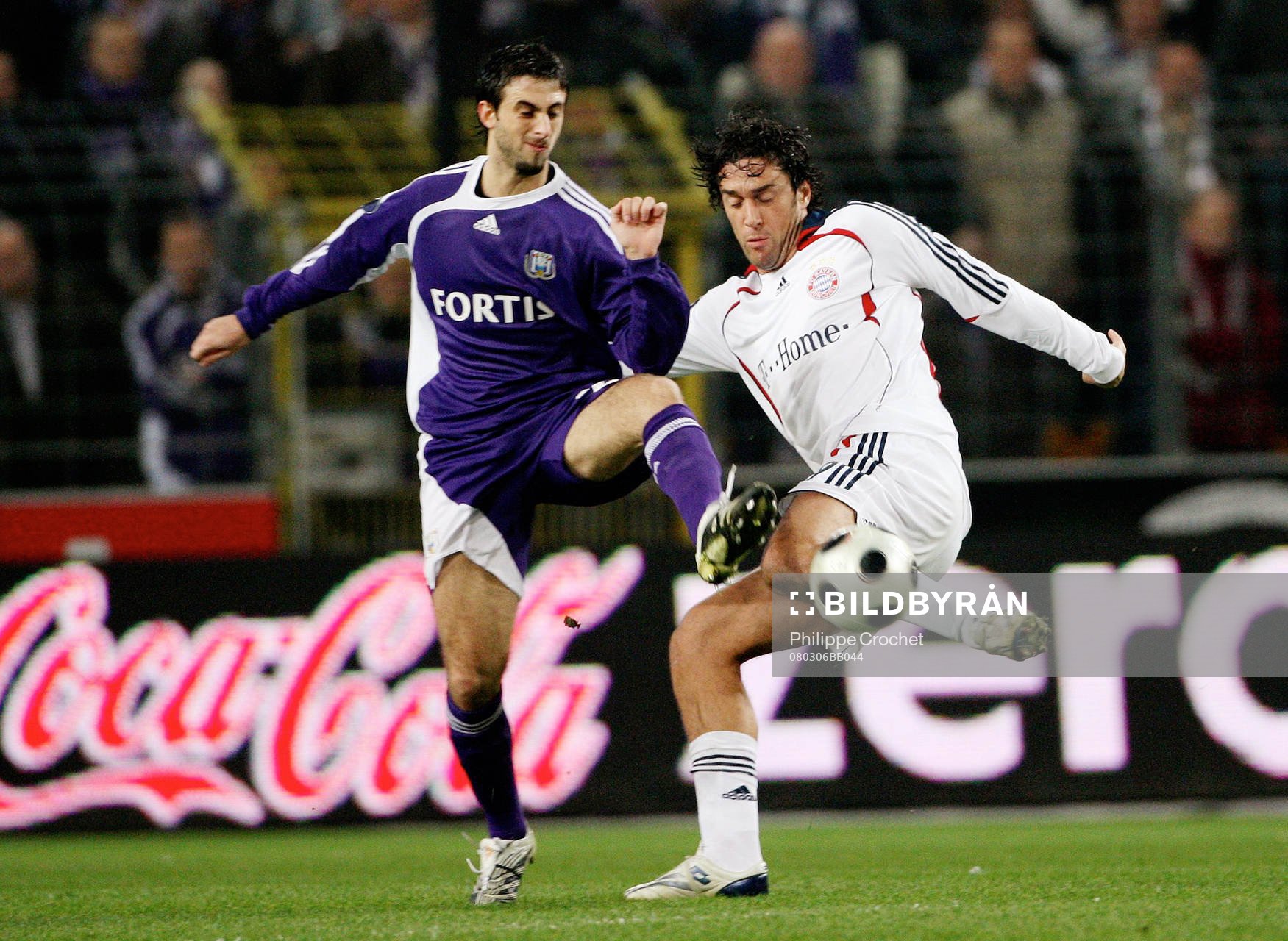 Luca Toni, Bayern och Nicolas Pareja, Anderlecht