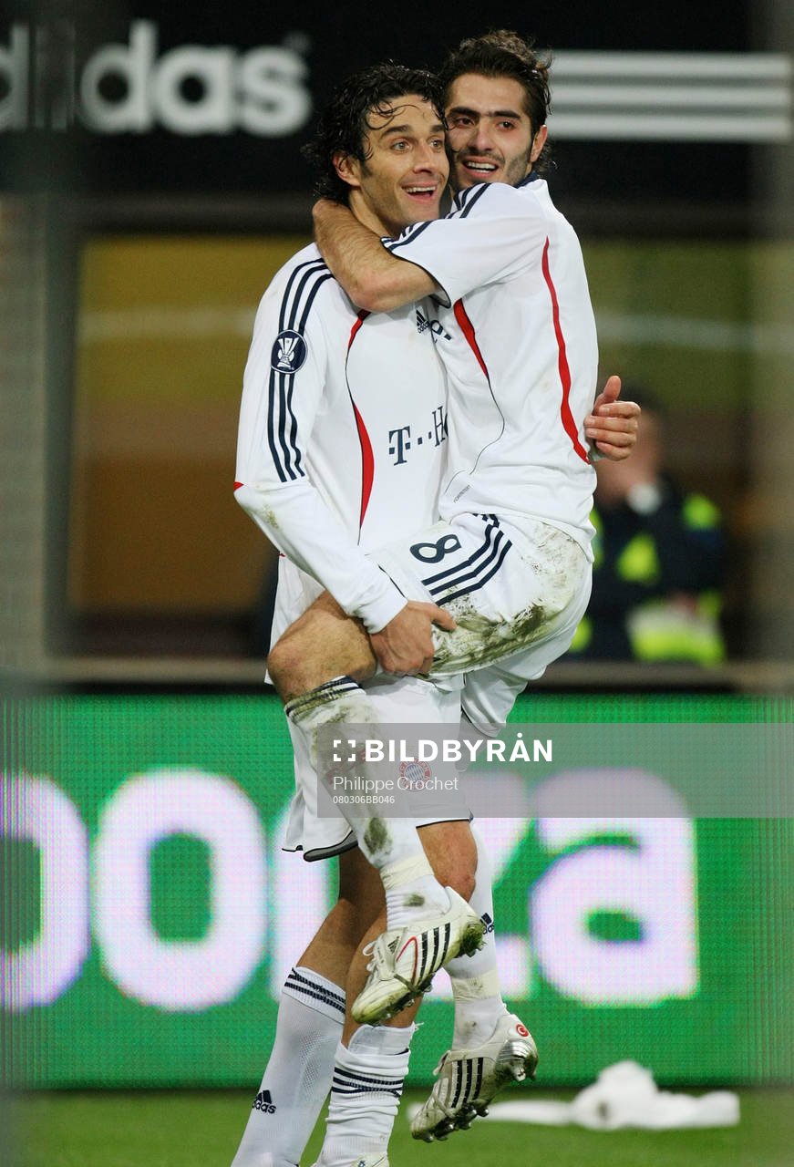 Luca Toni och Hamit Altintop, Bayern (Jubel)