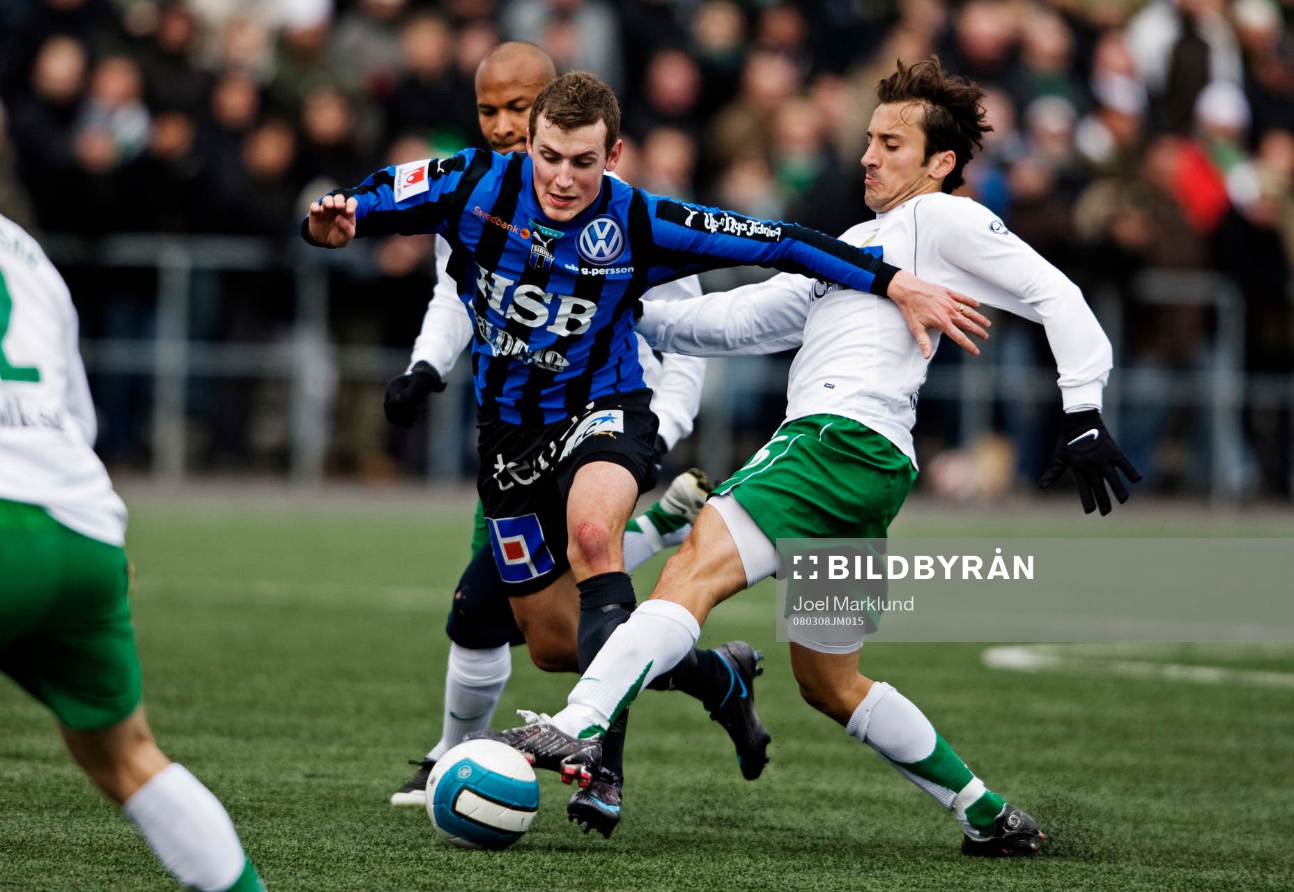 Daniel Hoch, Sirius, utmanas av Christian Traoré,