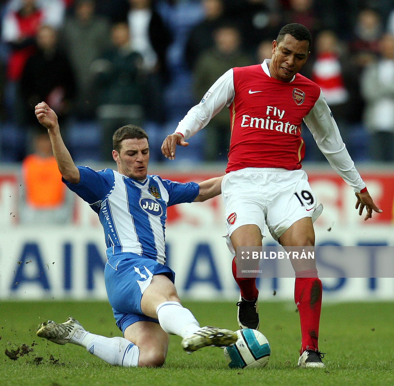 Jason Koumas, Wigan, och Gilberto Silva, Arsenal