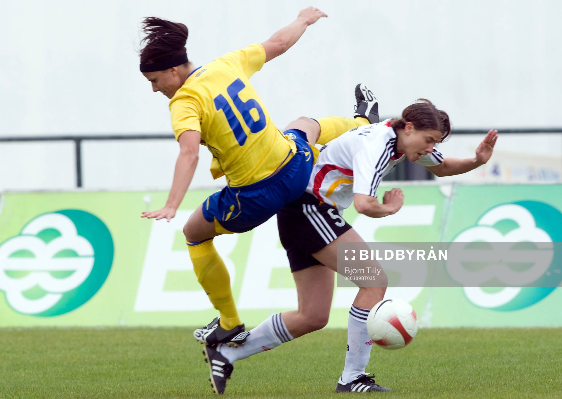 Jessica Landström, Sverige, och Annike Krahn, Tyskland