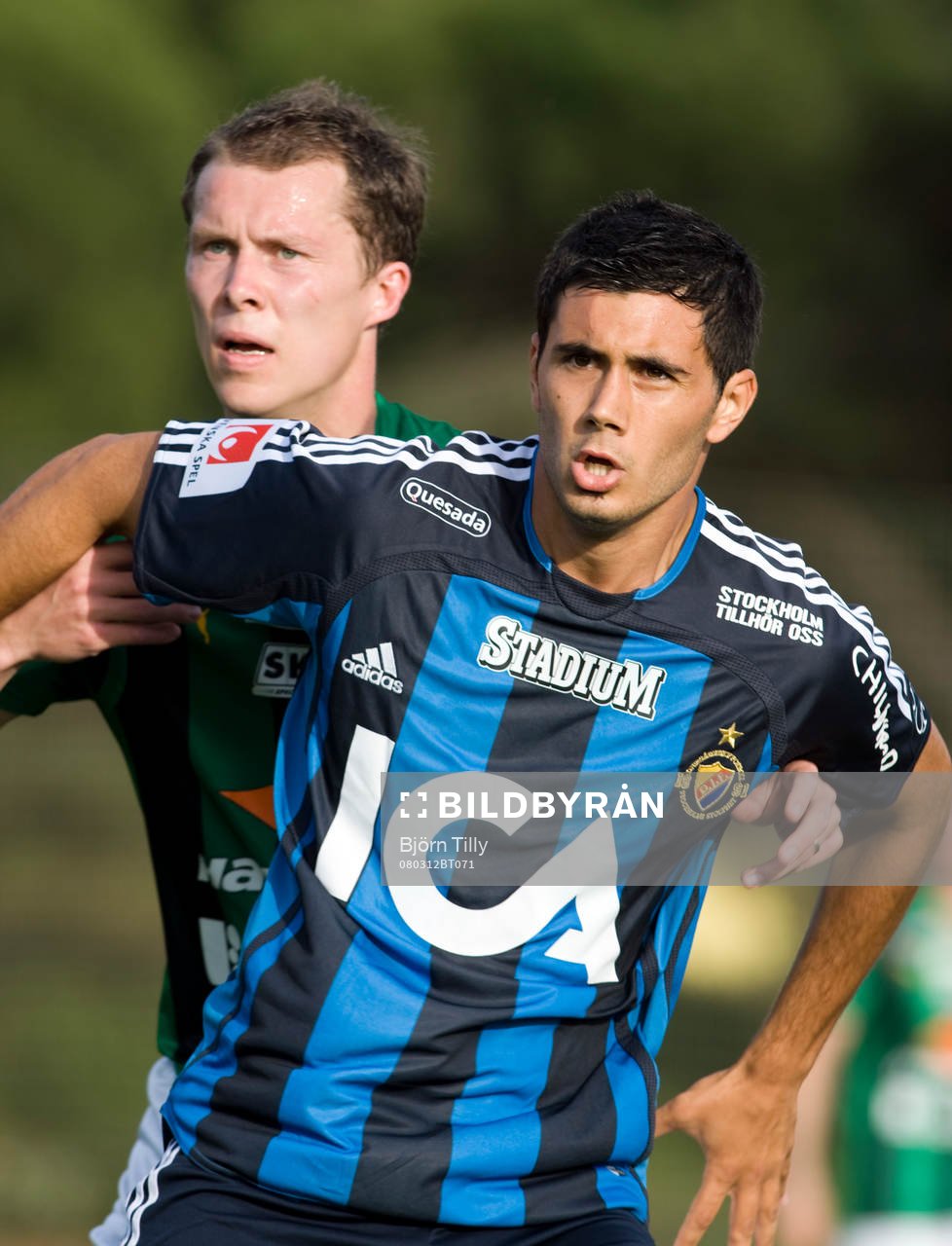 Fredrik Lundgren, GAIS, och Federico Almerares, Djurgården