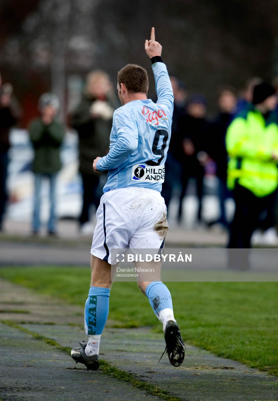 Niklas Skoog, gjorde mål för Malmö, jubel