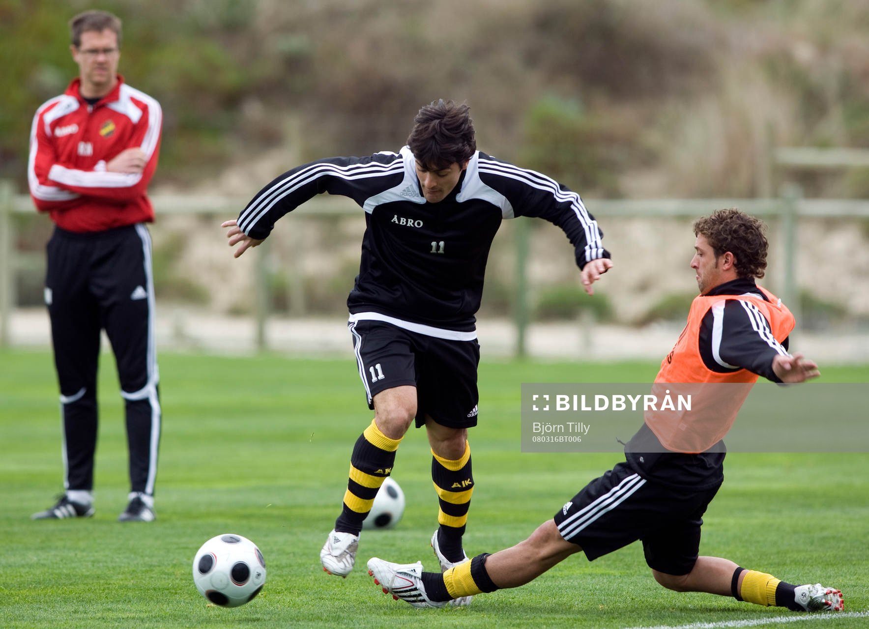 Rikard Norling, tränare AIK, Lukas Valdemarin, AIK och