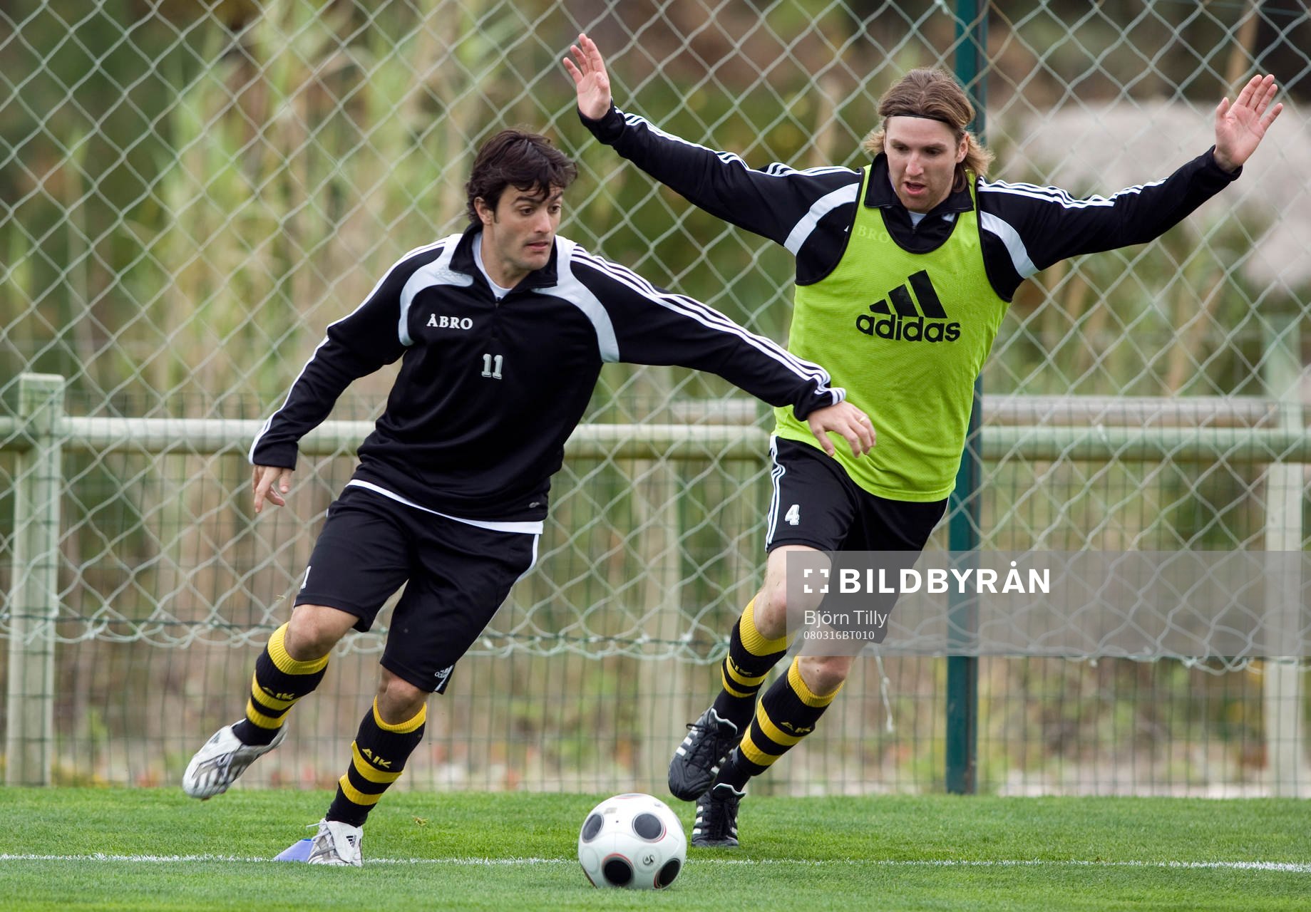 Lukas Valdemarin, AIK, och Nils-Eric Johansson, AIK