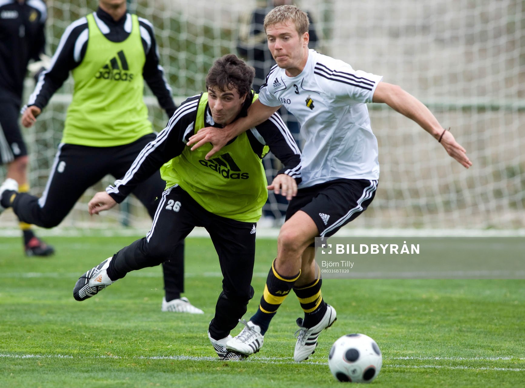 Daniel Mendes, AIK, och Per Karlsson, AIK