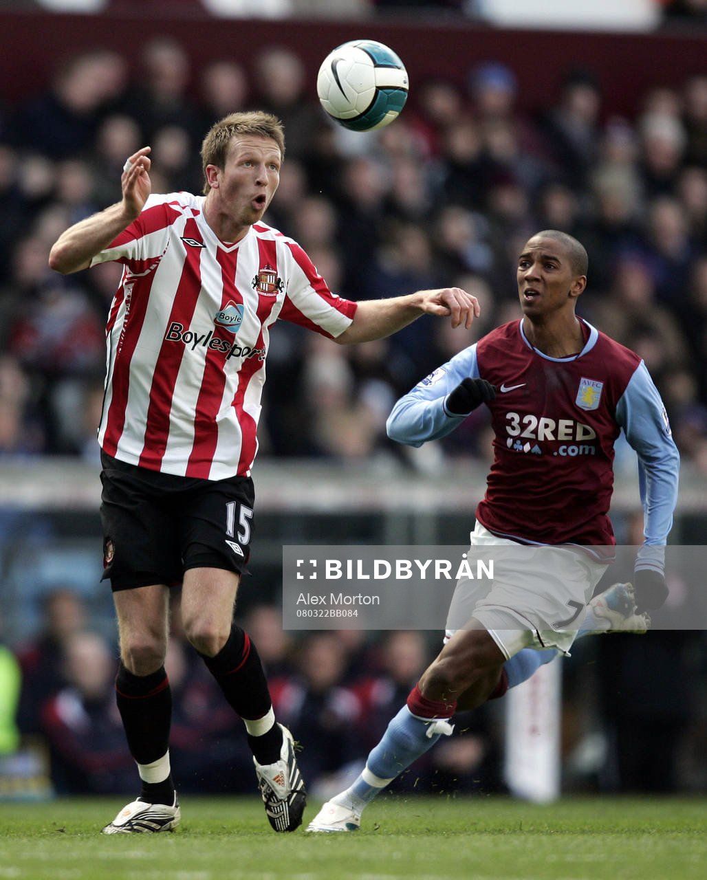 Danny Collins, Sunderland och Ashley Young, Aston Villa