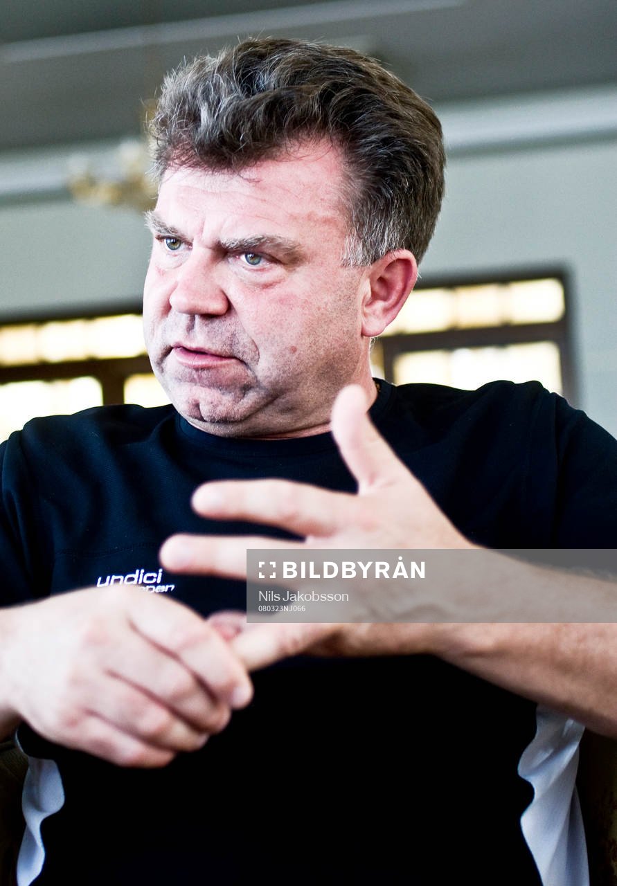 Fotboll, träningsläger, Stefan Holm, sportchef Enköping