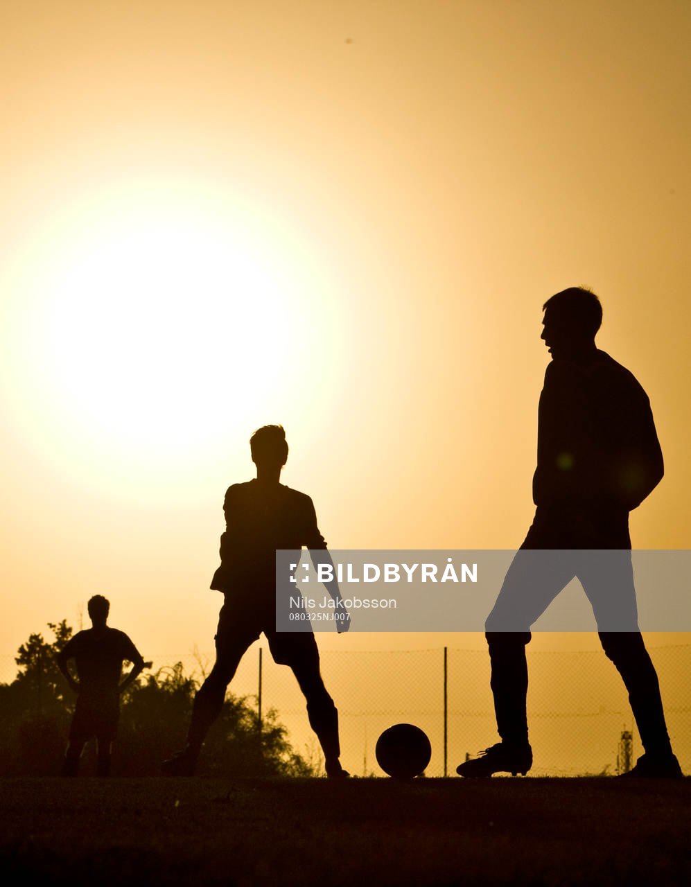 Fotboll i solen