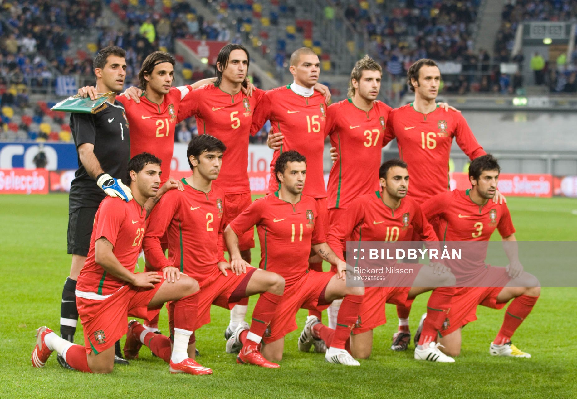 övre fr.v: Ricardo, målvakt, Nuno Gomes, Fernando Meira,