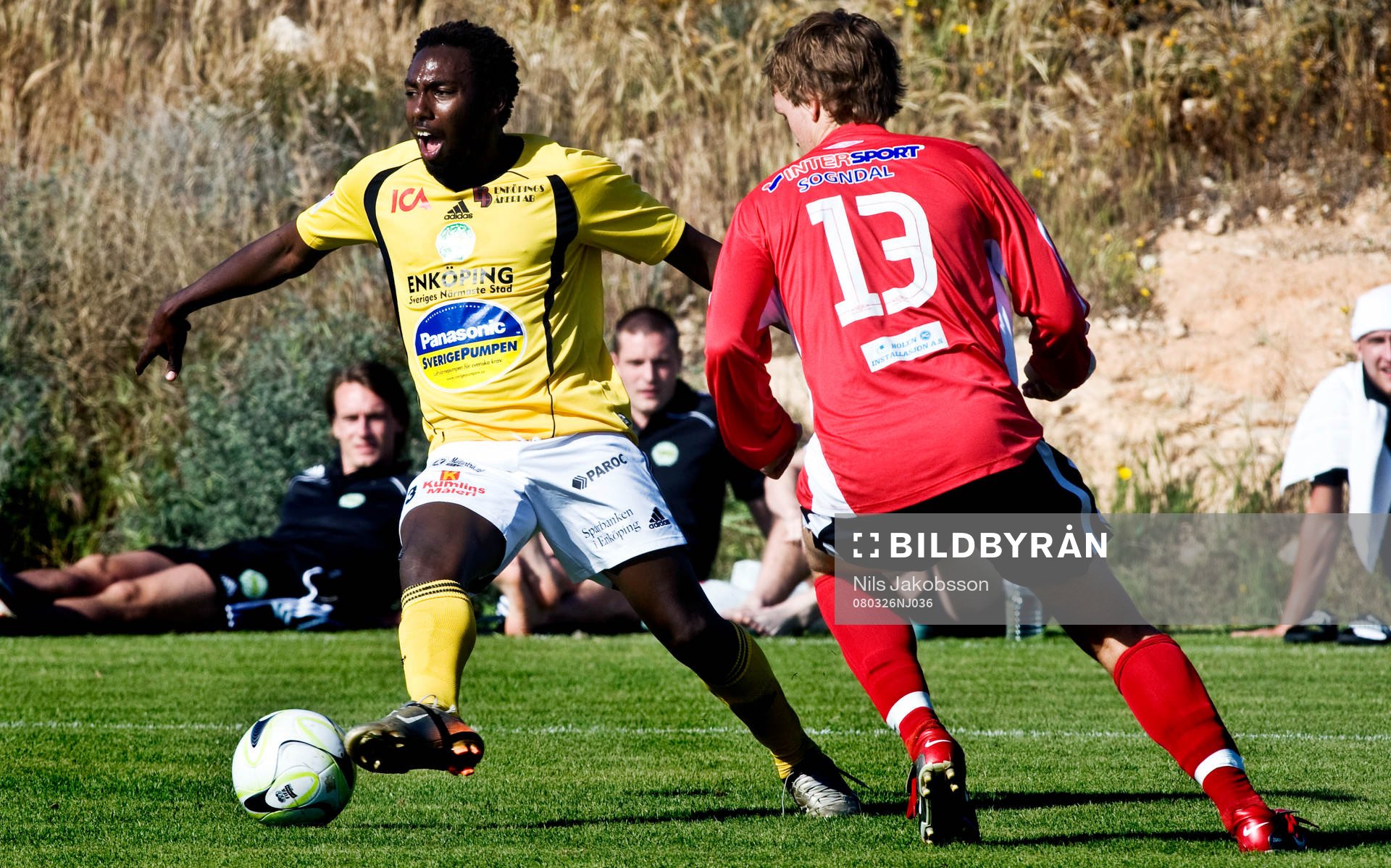 Jamal Mohamed, Enköping, skämde ut sig när han spottade