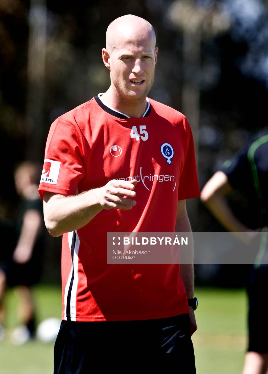 Andreas Thomsson, assisterande tränare