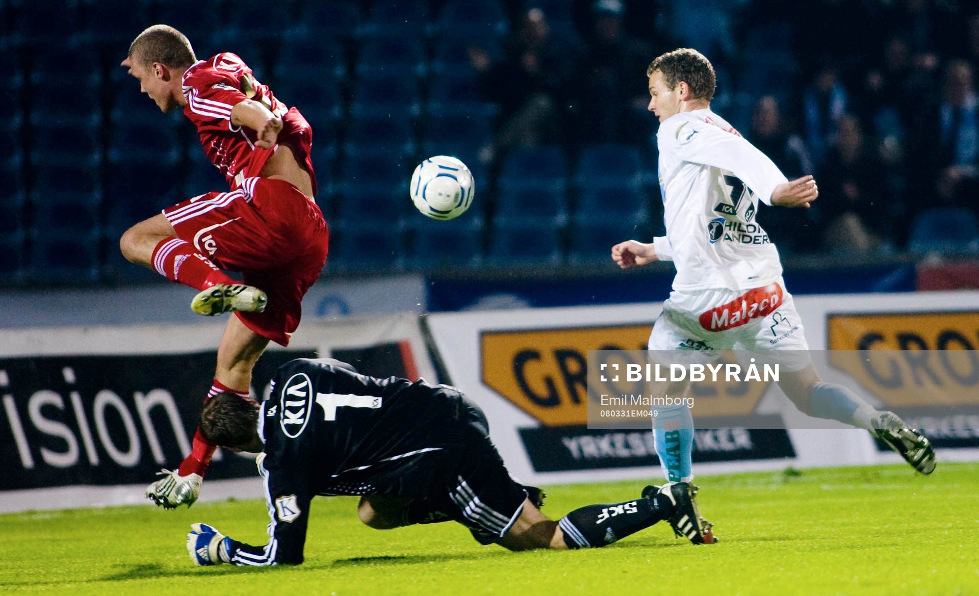 Jonatan Johansson, Malmö försöker