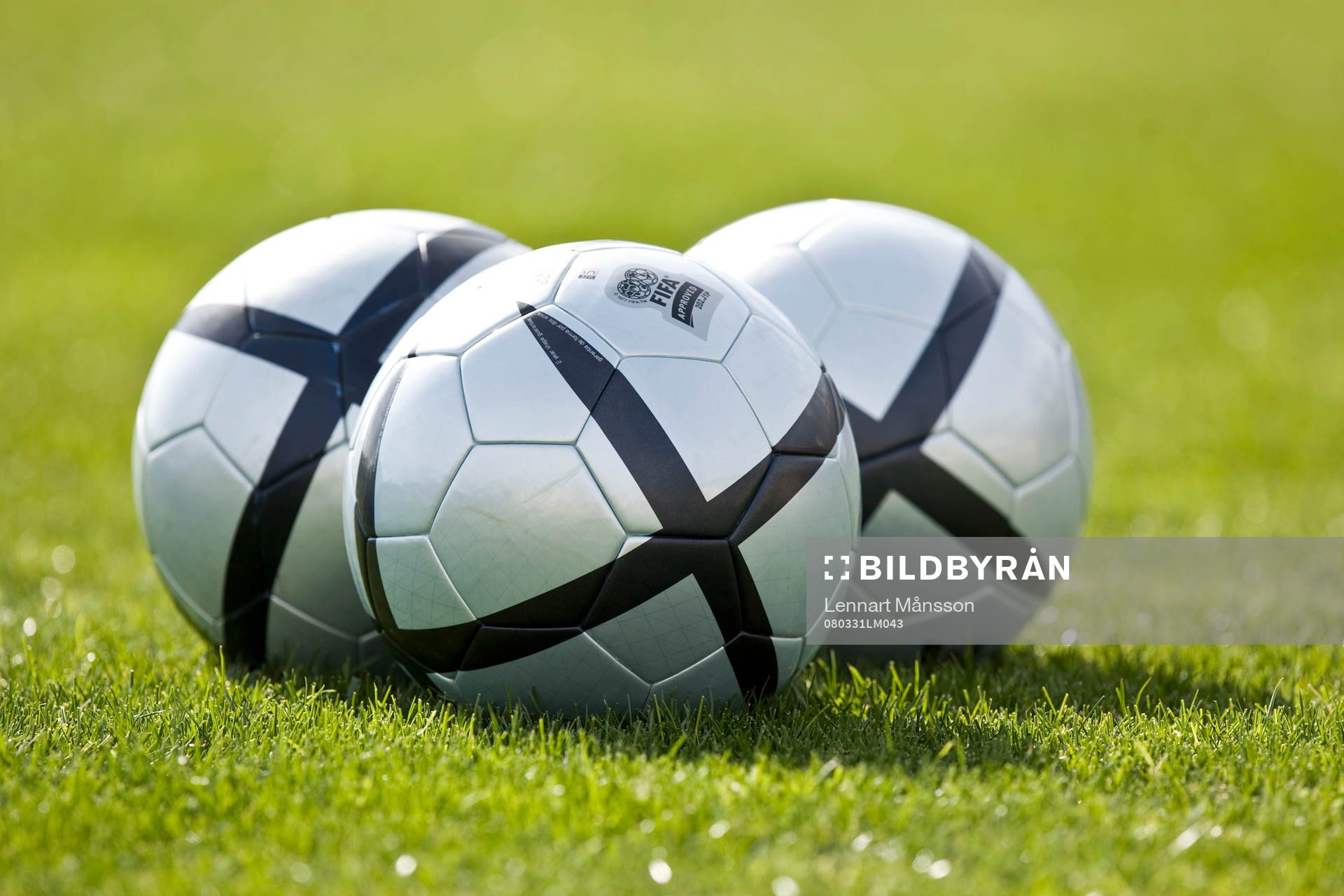 Fotboll, fotbollar, bollar, Adidas. Genre