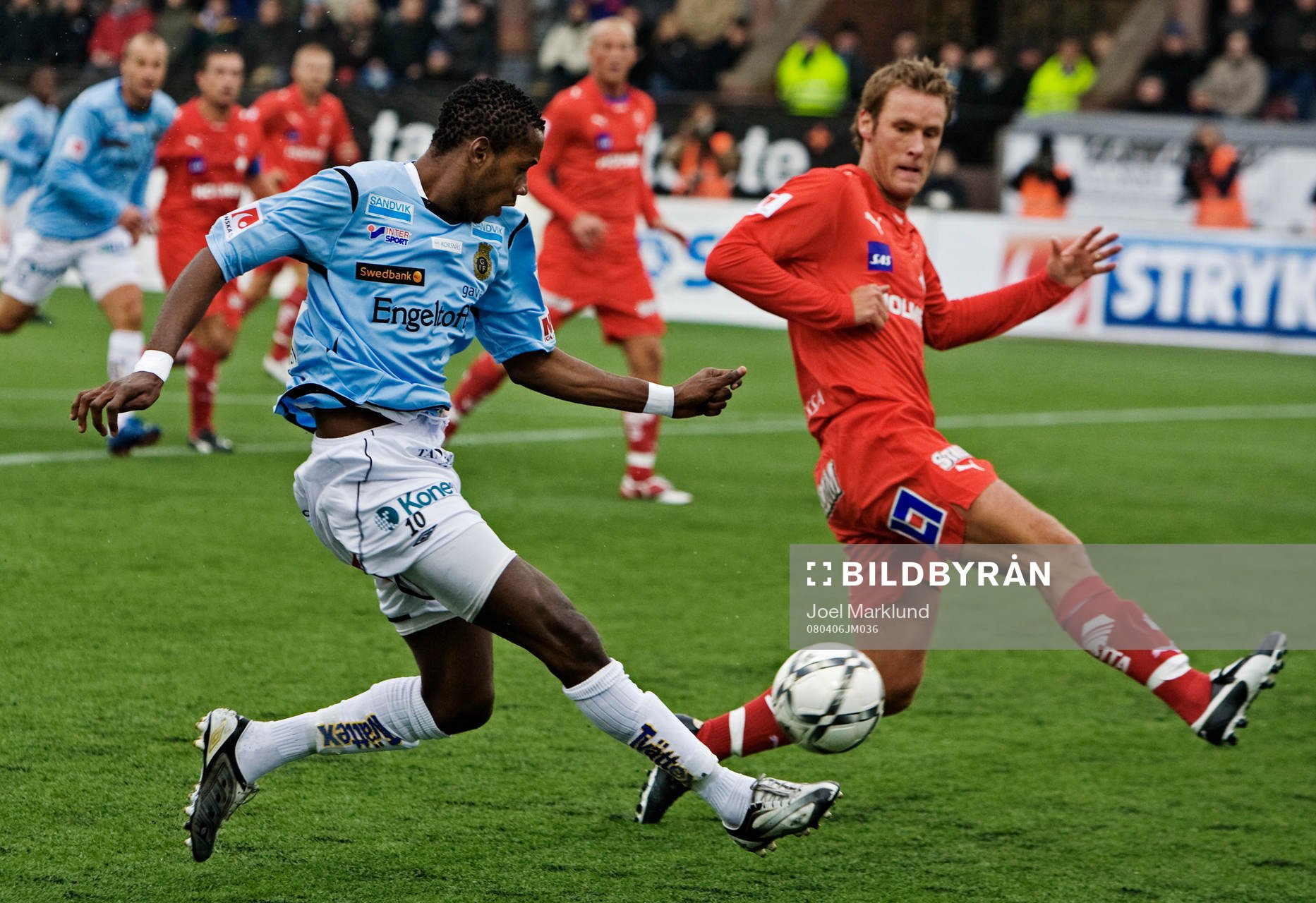Yannick Bapupa, Gefle, lägger in bollen