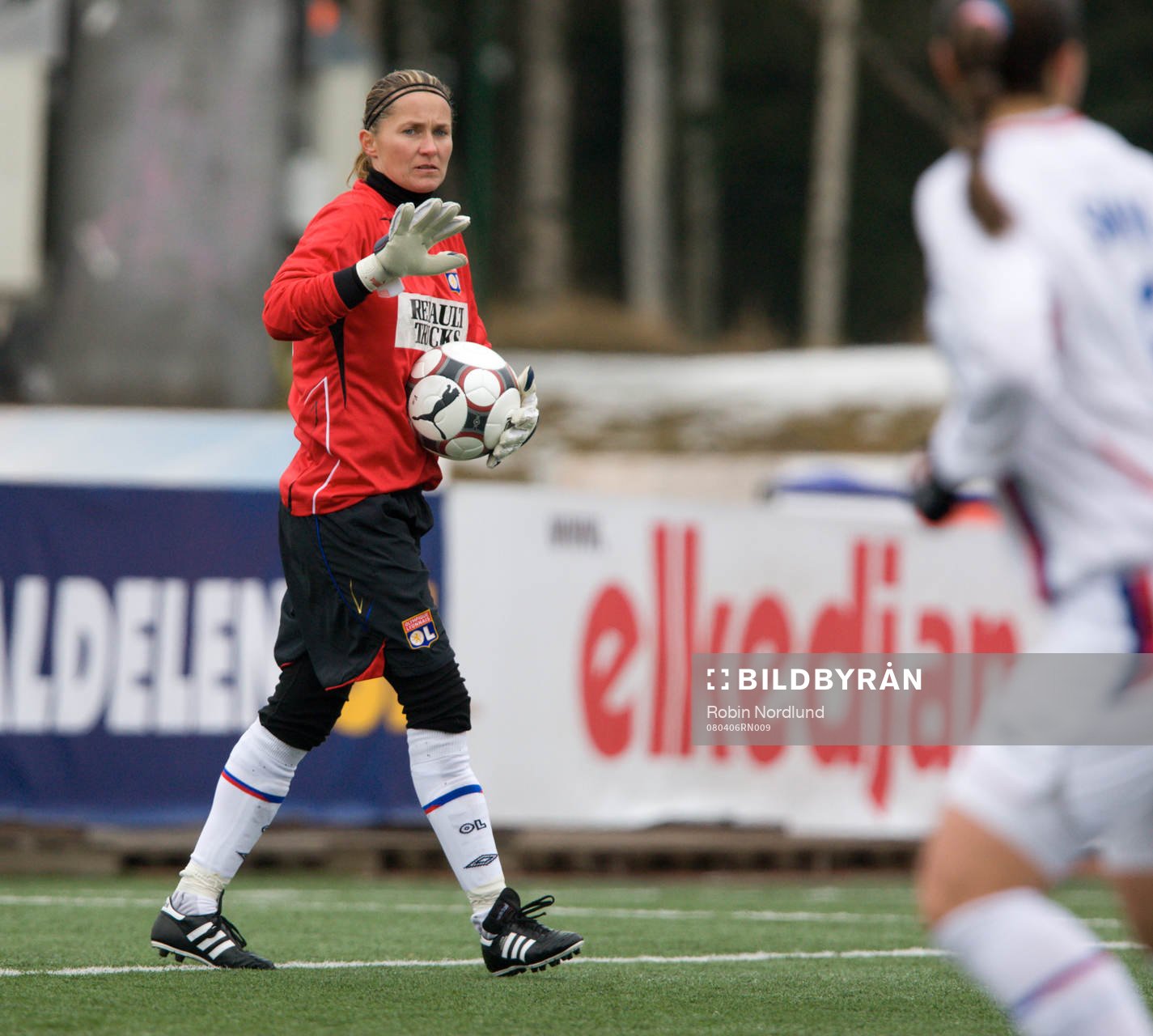 Bente Nordby, Målvakt Lyon
