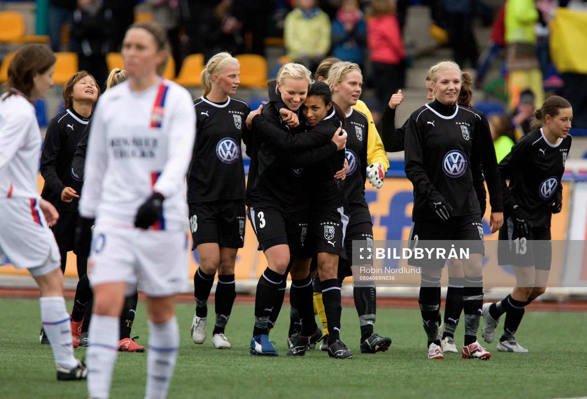 Johanna Frisk och Marta Da Silva, Umeå jubel