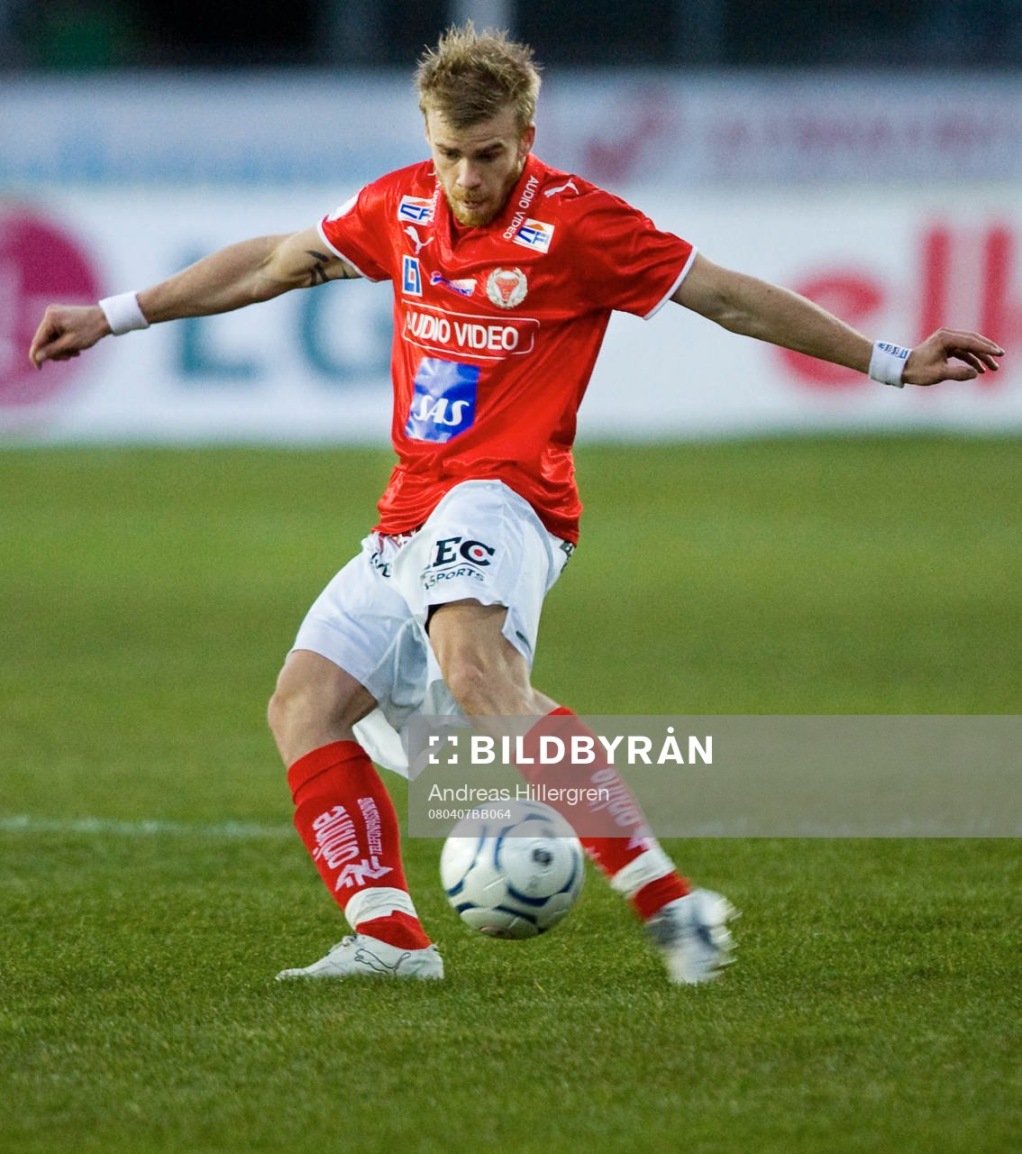  Mikael Eklund.