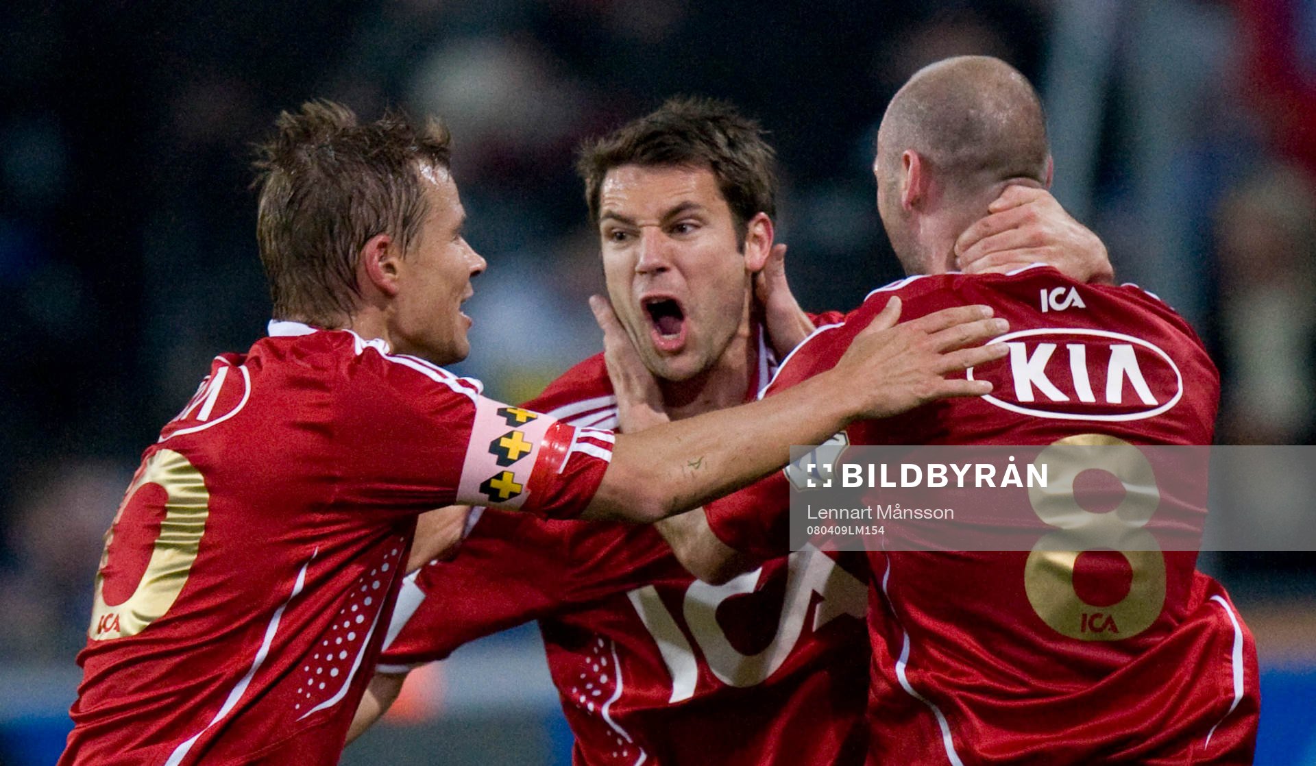 1-1, Thomas Olsson, som grattas av Niclas Alexandersson