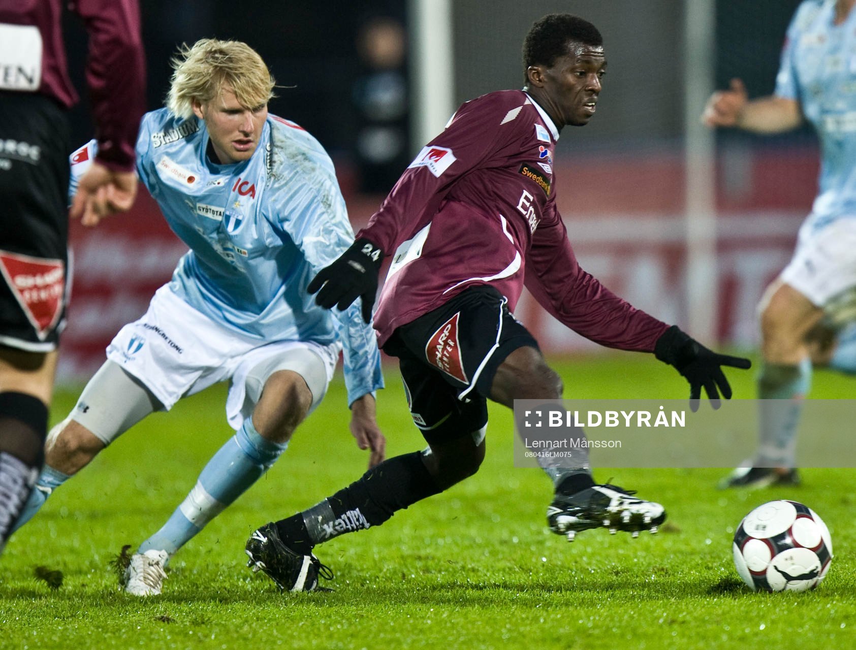 Yussif Chibsah och Ola Toivonen
