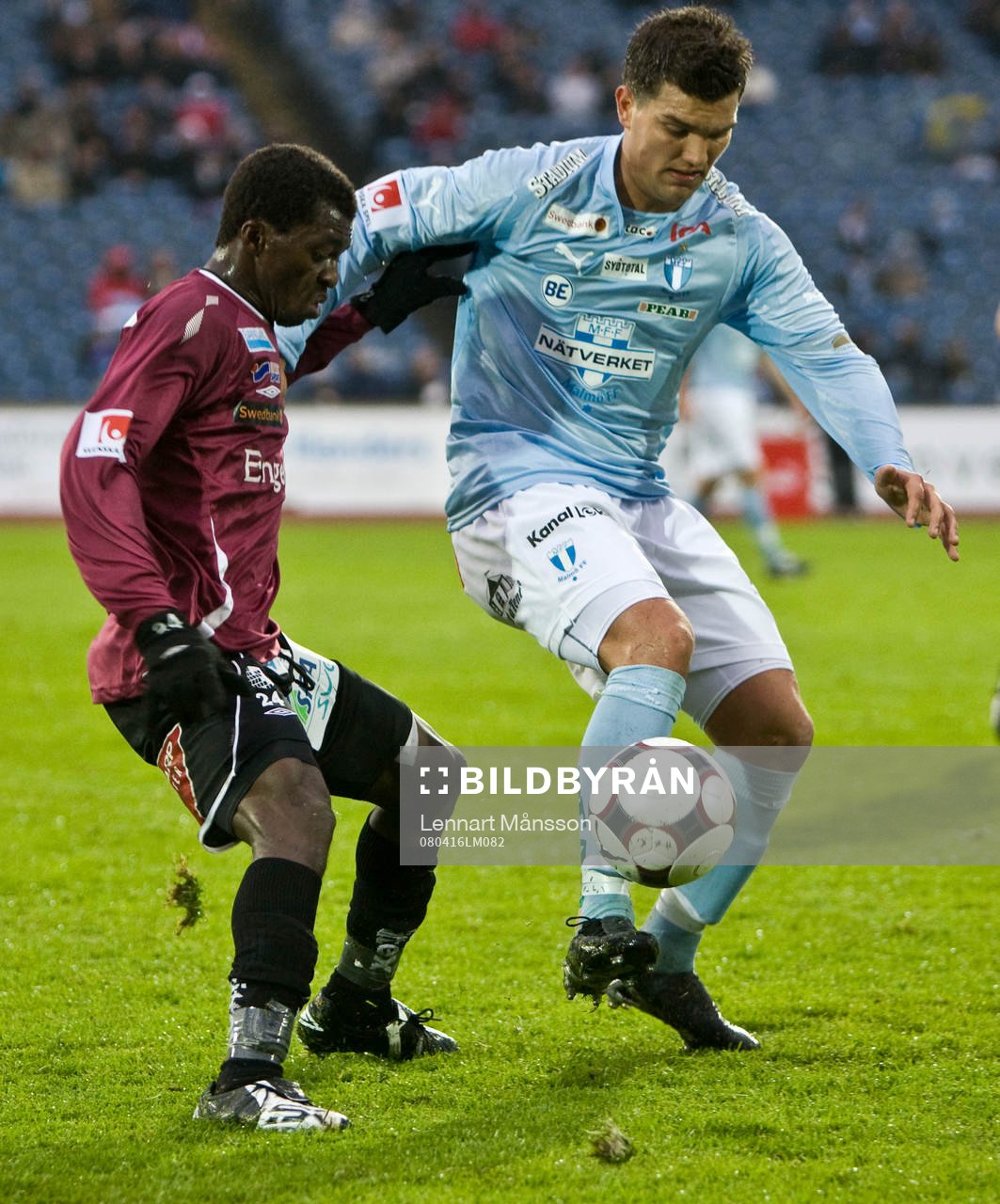 Labinot Harbuzi och Yussif Chibsah