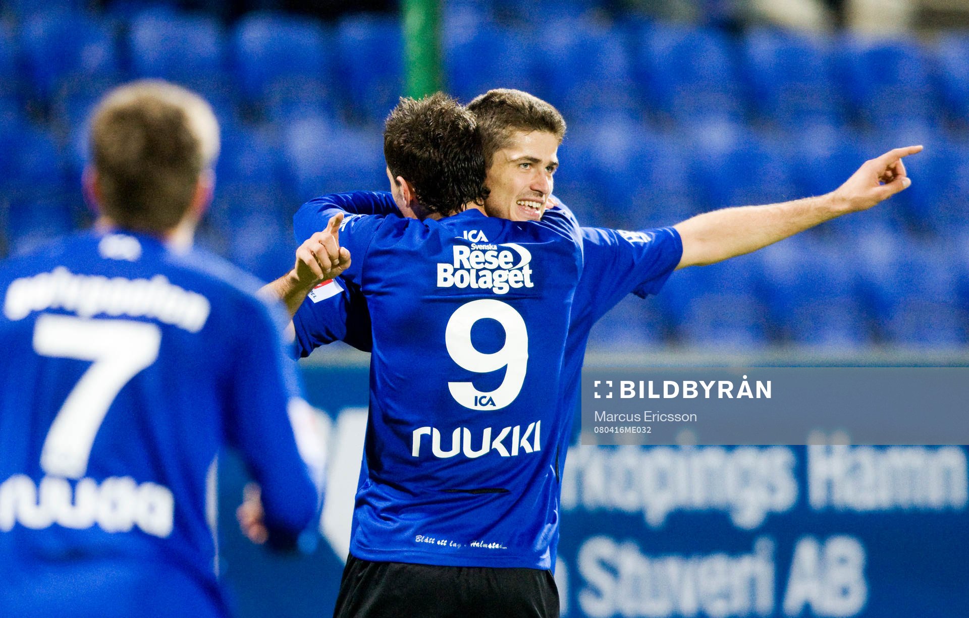 Ajsel Kujovic och Emir Kujovic, jubel
