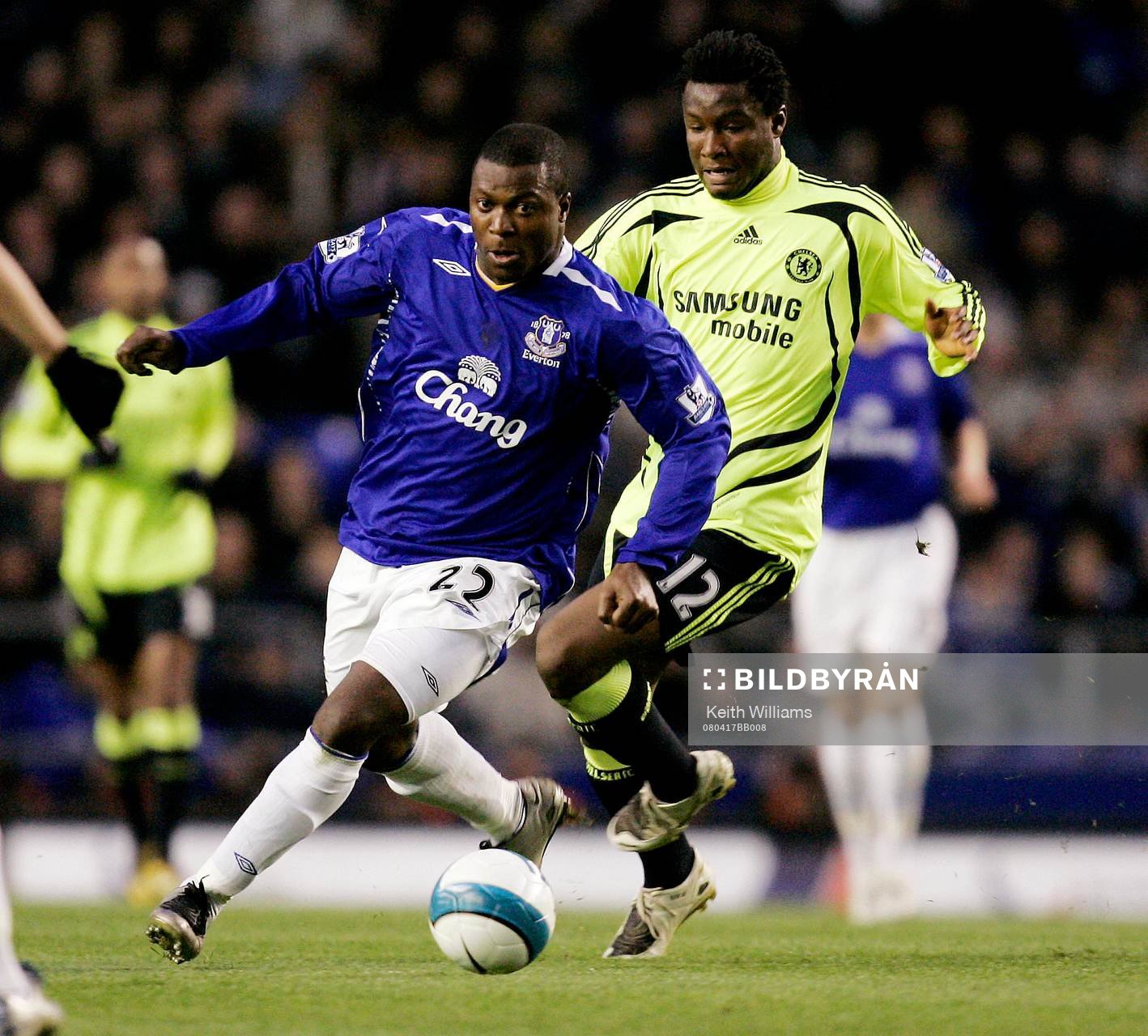 Yakubu, Everton och John Obi Mikel, Chelsea