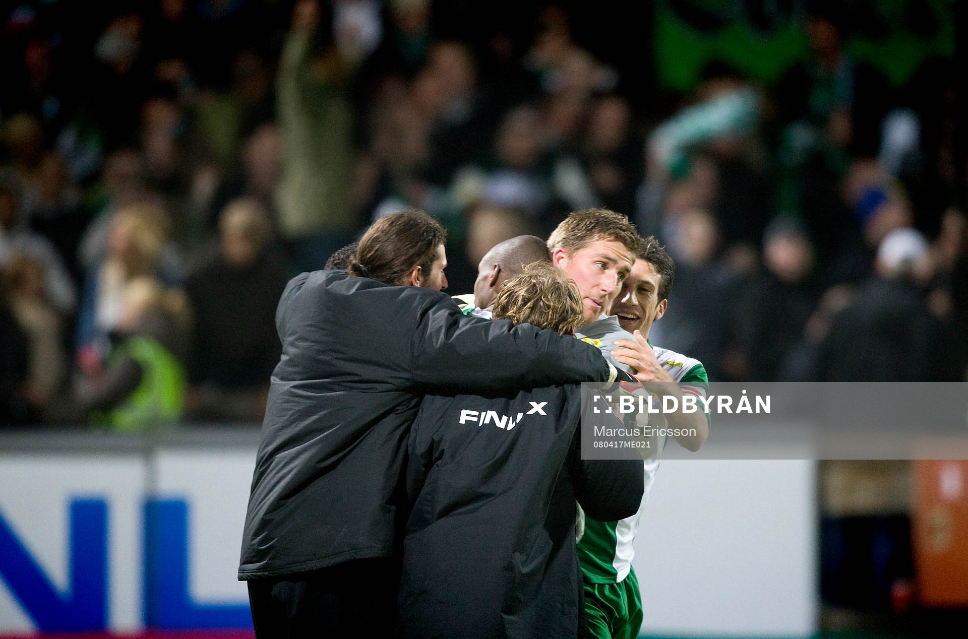 Hammarby springer in och jublar med Kristoffer Björklund,