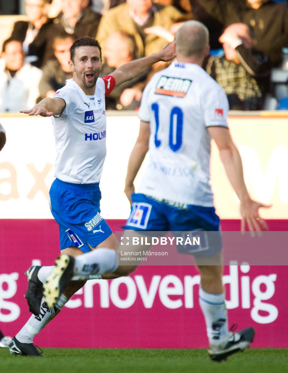 2-2, Kristoffer Arvhage grattas till poängen. Jubel
