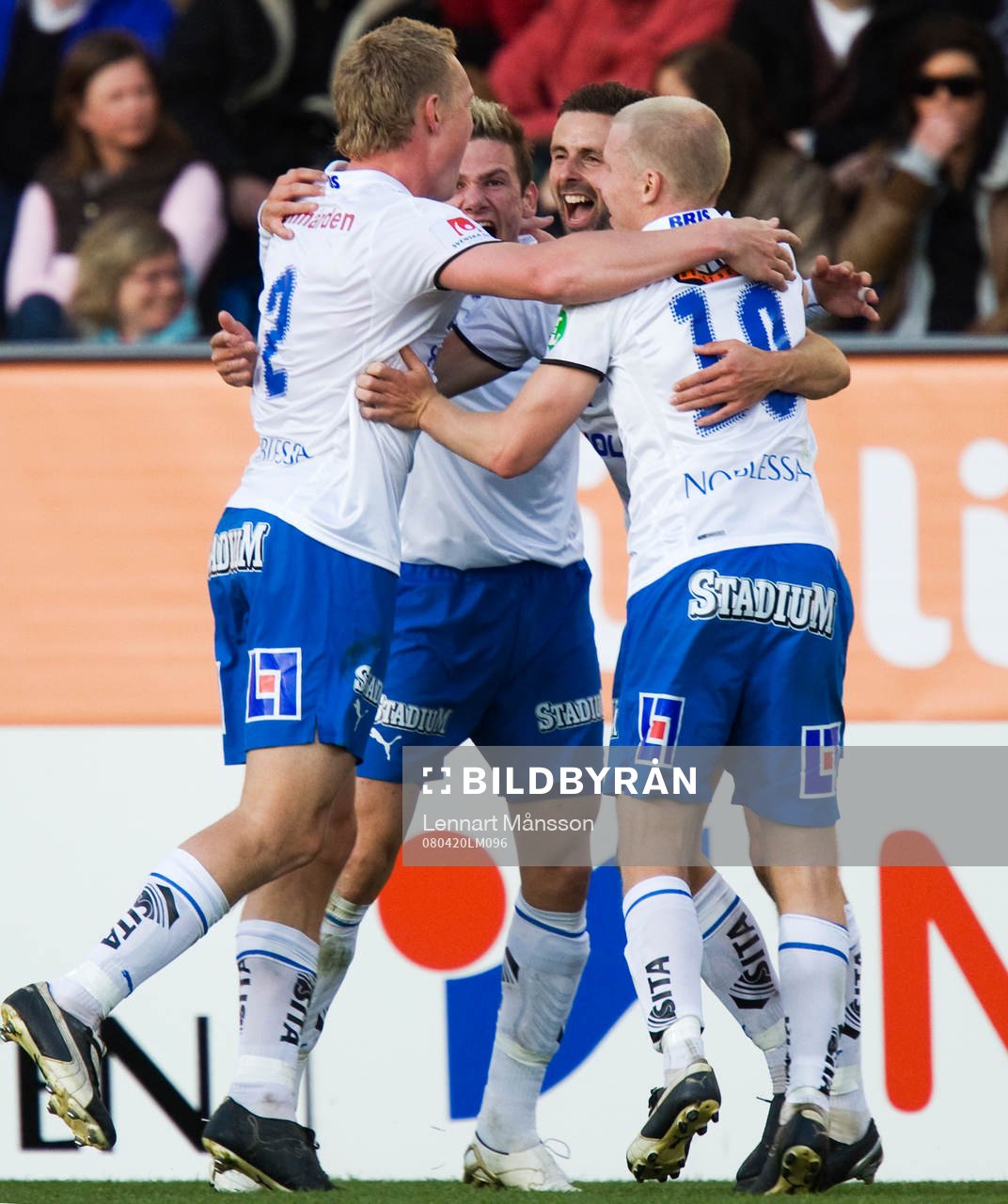 2-2, Kristoffer Arvhage grattas till poängen. Jubel