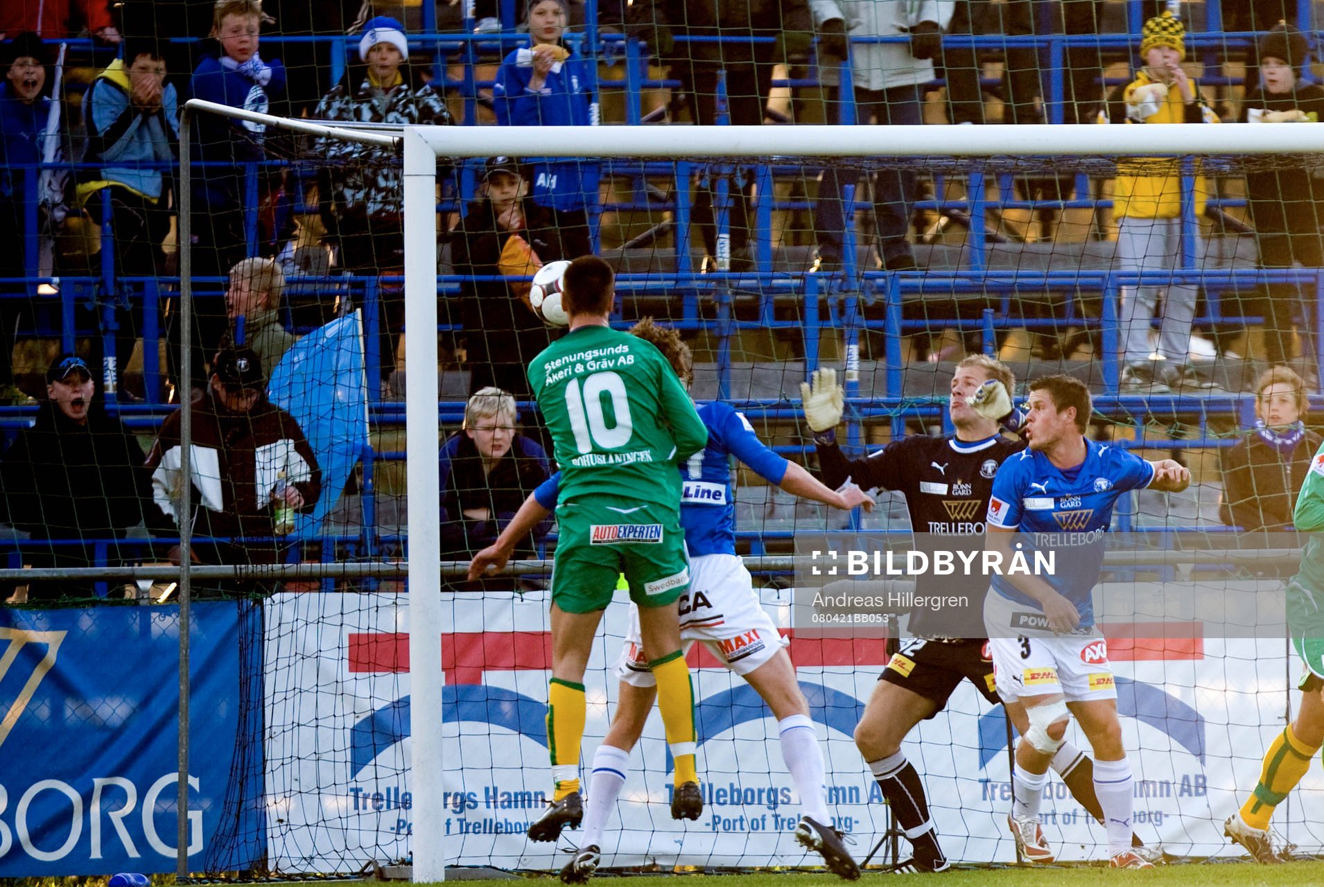 0-2 på nick av Martin Smedberg-Dalence, Johan Dahlin,