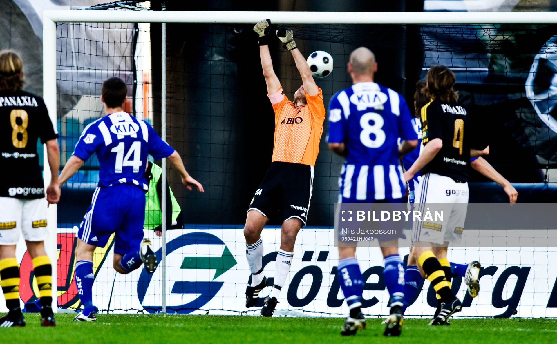 Daniel Örlund, målvakt, AIK, släpper in Jonathan Bergs